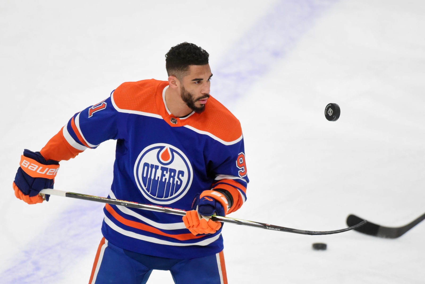 EDMONTON, CANADA - JUNE 02: Evander Kane #91 of the Edmonton Oilers warms up before a game against the before the game against the Dallas Stars in Game Six of the Western Conference Final of the 2024 Stanley Cup Playoffs at Rogers Place on June 02, 2024 in Edmonton, Alberta, Canada. (Photo by Leila Devlin/Getty Images)