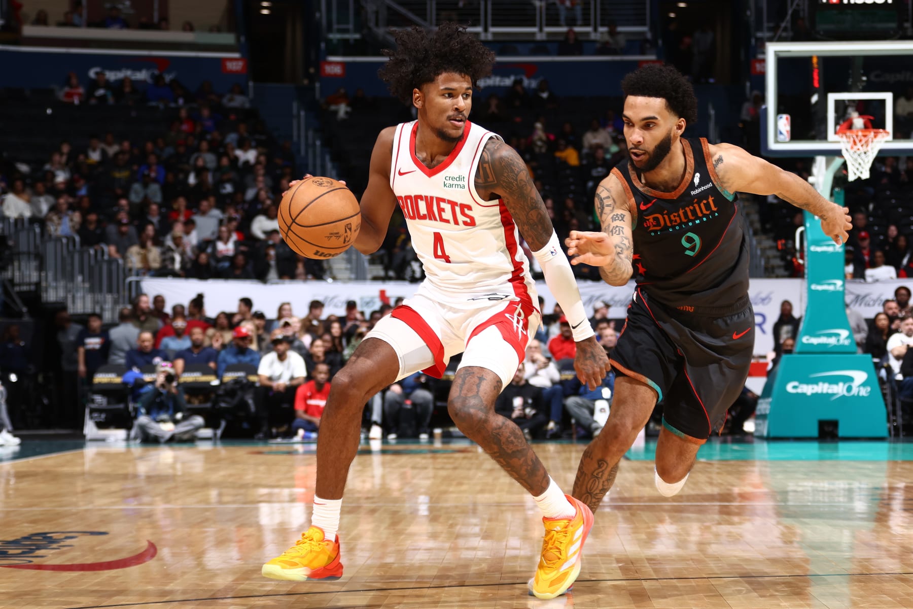 WASHINGTON, DC -  MARCH 19: Jalen Green #4 of the Houston Rockets dribbles the ball during the game against the Washington Wizards on March 19, 2024 at Capital One Arena in Washington, DC. NOTE TO USER: User expressly acknowledges and agrees that, by downloading and or using this Photograph, user is consenting to the terms and conditions of the Getty Images License Agreement. Mandatory Copyright Notice: Copyright 2024 NBAE (Photo by Kenny Giarla/NBAE via Getty Images)