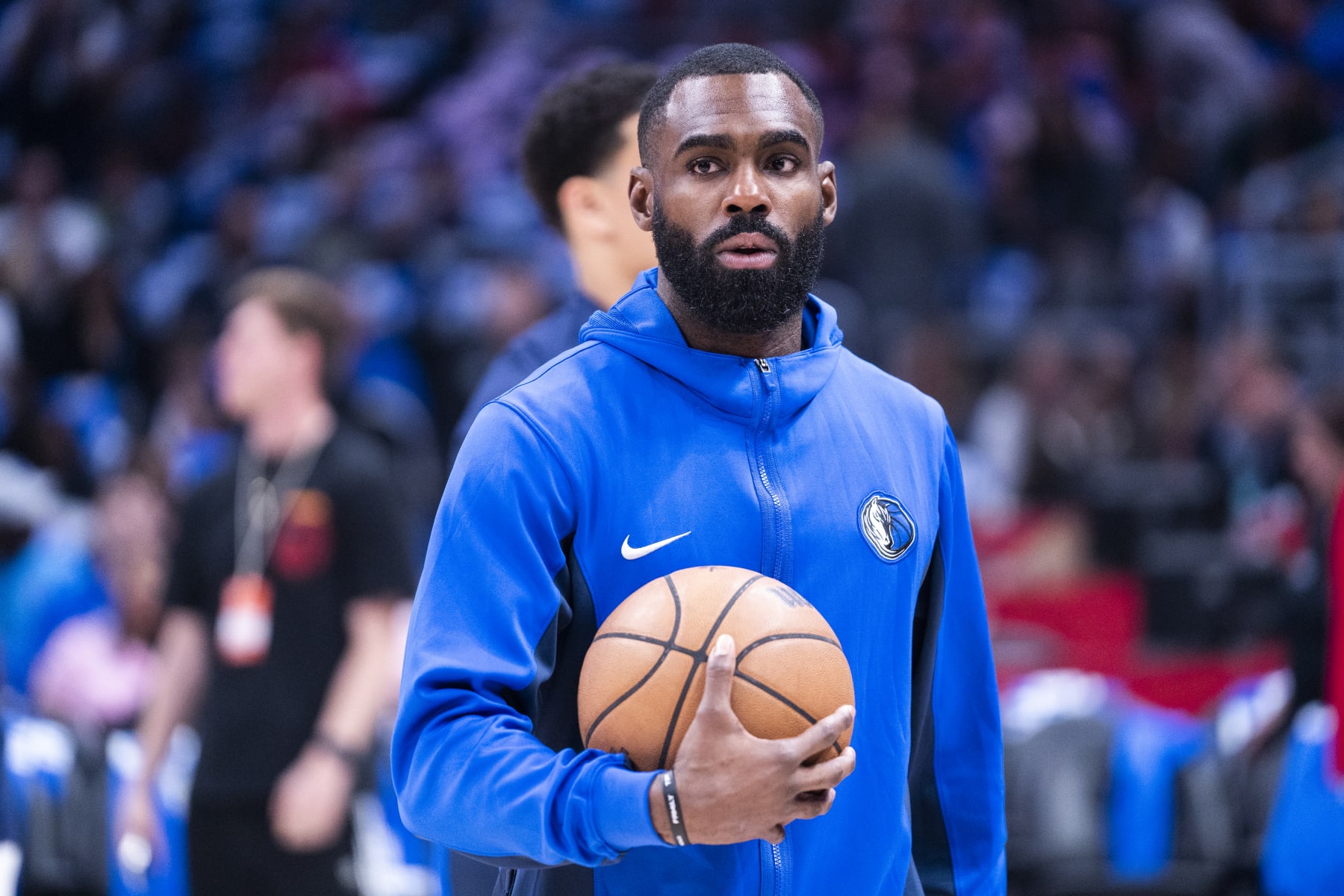 LOS ANGELES, CA - APRIL 21: Tim Hardaway Jr. #10 of the Dallas Mavericks looks on before the game against the LA Clippers during the 2024 NBA Playoffs on April 21, 2024 at Crypto.Com Arena in Los Angeles, California. NOTE TO USER: User expressly acknowledges and agrees that, by downloading and/or using this Photograph, user is consenting to the terms and conditions of the Getty Images License Agreement. Mandatory Copyright Notice: Copyright 2024 NBAE (Photo by Tyler Ross/NBAE via Getty Images)