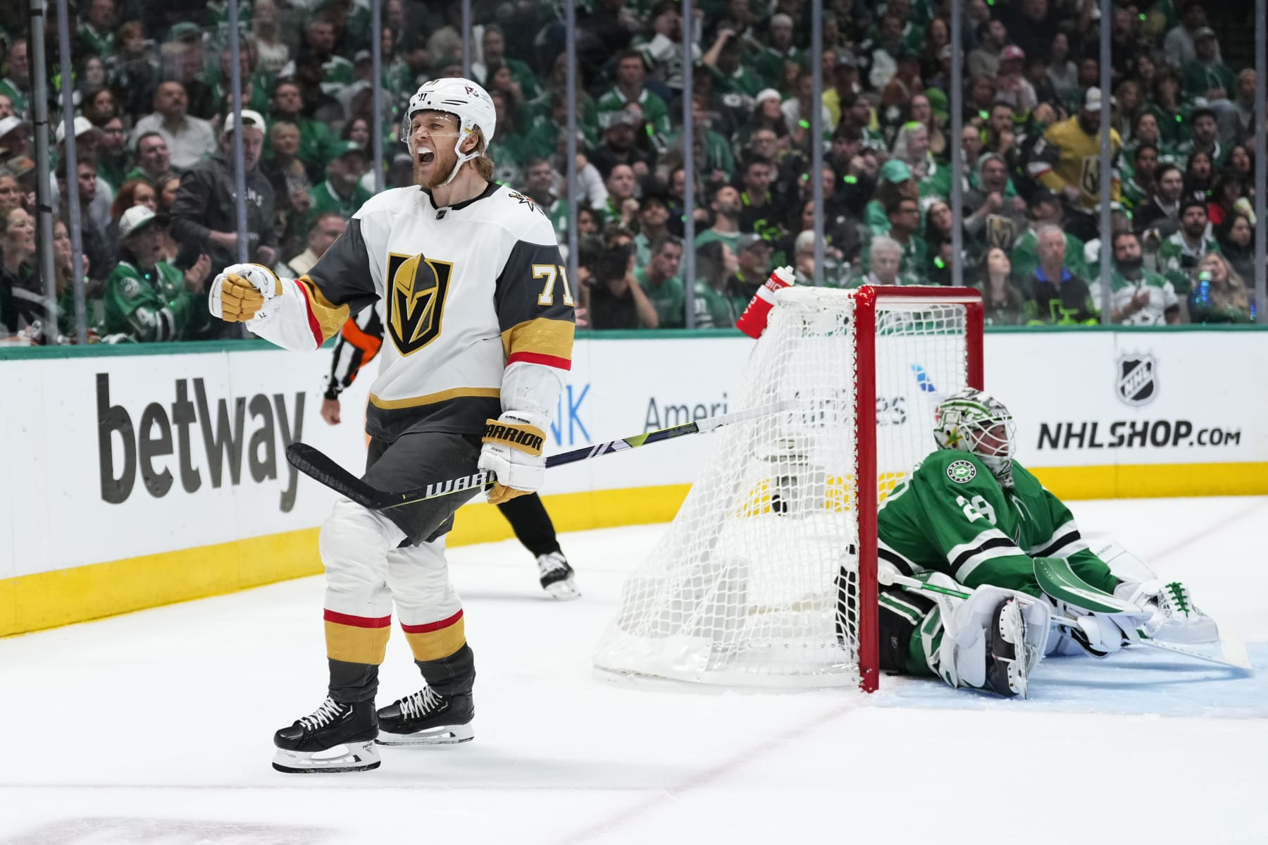 DALLAS, TEXAS - MAY 29: William Karlsson #71 of the Vegas Golden Knights celebrates after scoring a goal during the first period against the Dallas Stars in Game Six of the Western Conference Final of the 2023 Stanley Cup Playoffs at American Airlines Center on May 29, 2023 in Dallas, Texas. (Photo by Jeff Bottari/NHLI via Getty Images)