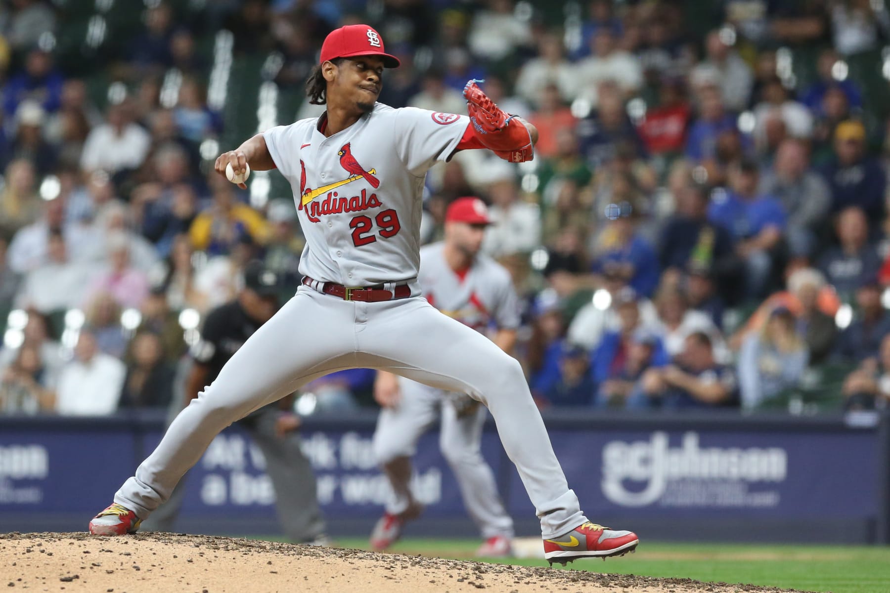 MILWAUKEE, WI - SEPTEMBER 21: St. Louis Cardinals relief pitcher Alex Reyes (29) throws during a game between the Milwaukee Brewers and the St Louis Cardinals at American Family Field on September 21, 2021 in Milwaukee, WI. (Photo by Larry Radloff/Icon Sportswire via Getty Images)
