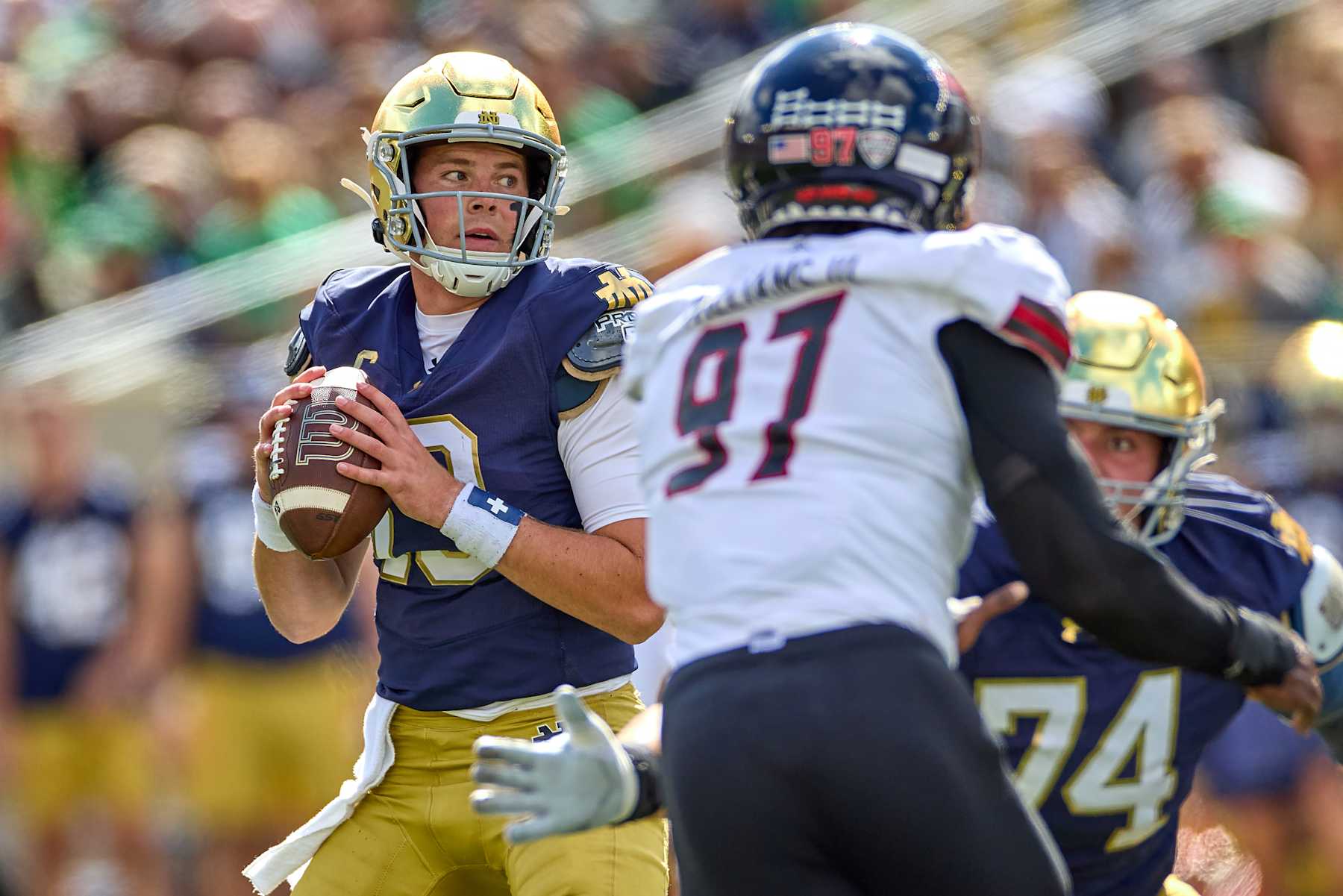 Notre Dame quarterback Riley Leonard
