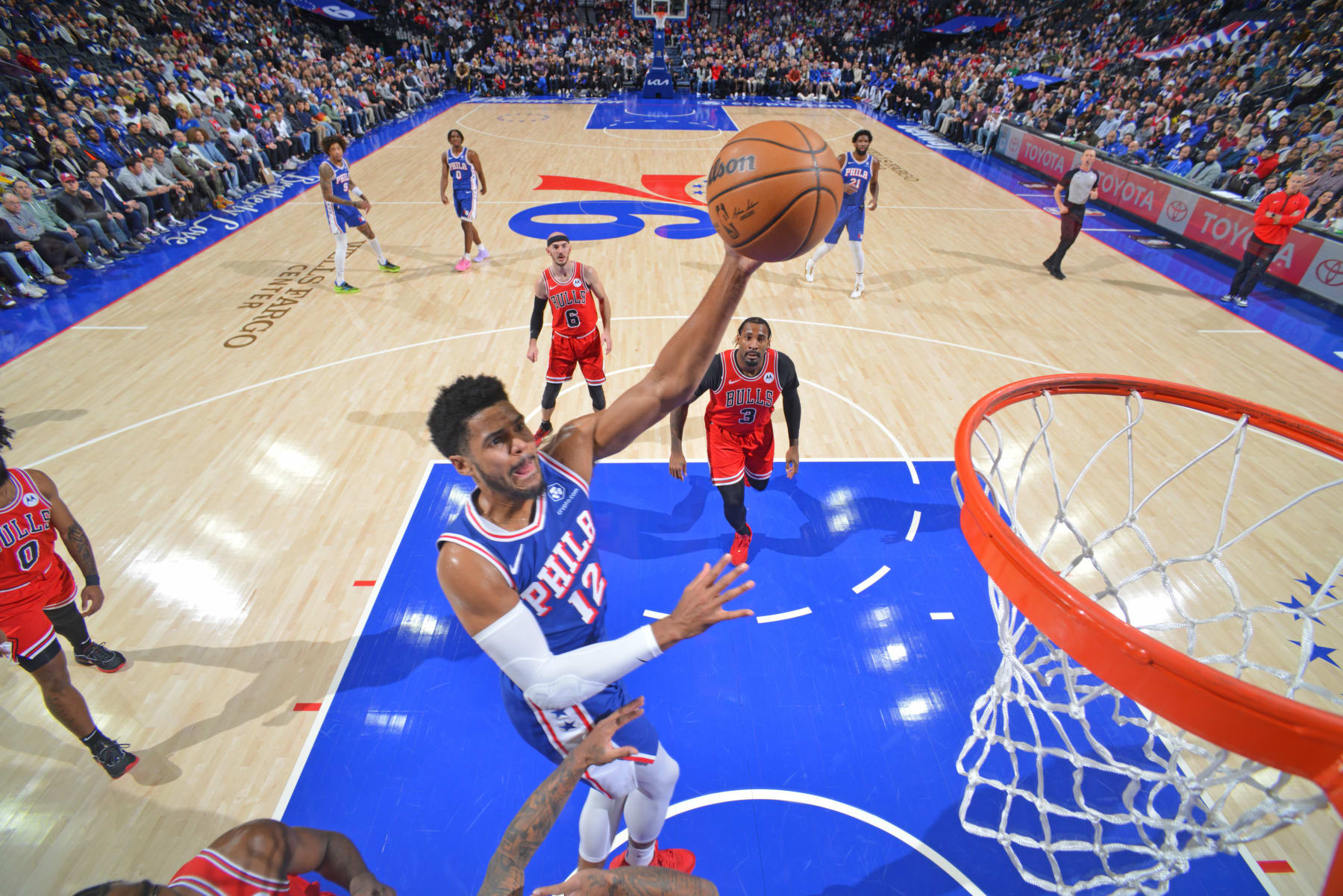 PHILADELPHIA, PA - JANUARY 2: Tobias Harris #12 of the Philadelphia 76ers drives to the basket during the game against the Chicago Bulls on January 2, 2024 at the Wells Fargo Center in Philadelphia, Pennsylvania NOTE TO USER: User expressly acknowledges and agrees that, by downloading and/or using this Photograph, user is consenting to the terms and conditions of the Getty Images License Agreement. Mandatory Copyright Notice: Copyright 2023 NBAE (Photo by Jesse D. Garrabrant/NBAE via Getty Images)