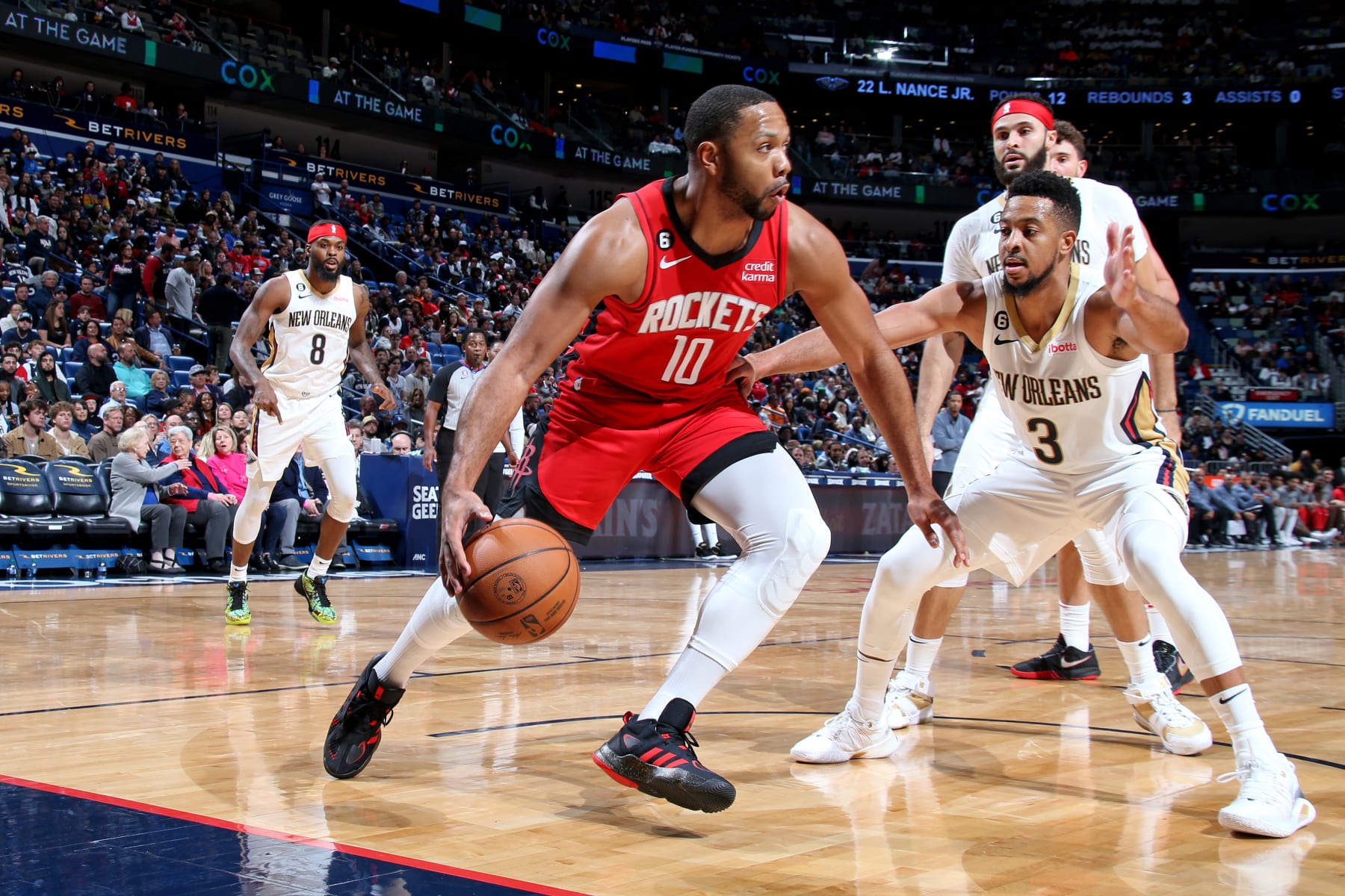 NEW ORLEANS, LA - NOVEMBER 12: Eric Gordon #10 of the Houston Rockets dribbles the ball against the New Orleans Pelicans on November 12, 2022 at the Smoothie King Center in New Orleans, Louisiana. NOTE TO USER: User expressly acknowledges and agrees that, by downloading and or using this Photograph, user is consenting to the terms and conditions of the Getty Images License Agreement. Mandatory Copyright Notice: Copyright 2022 NBAE (Photo by Layne Murdoch Jr./NBAE via Getty Images)