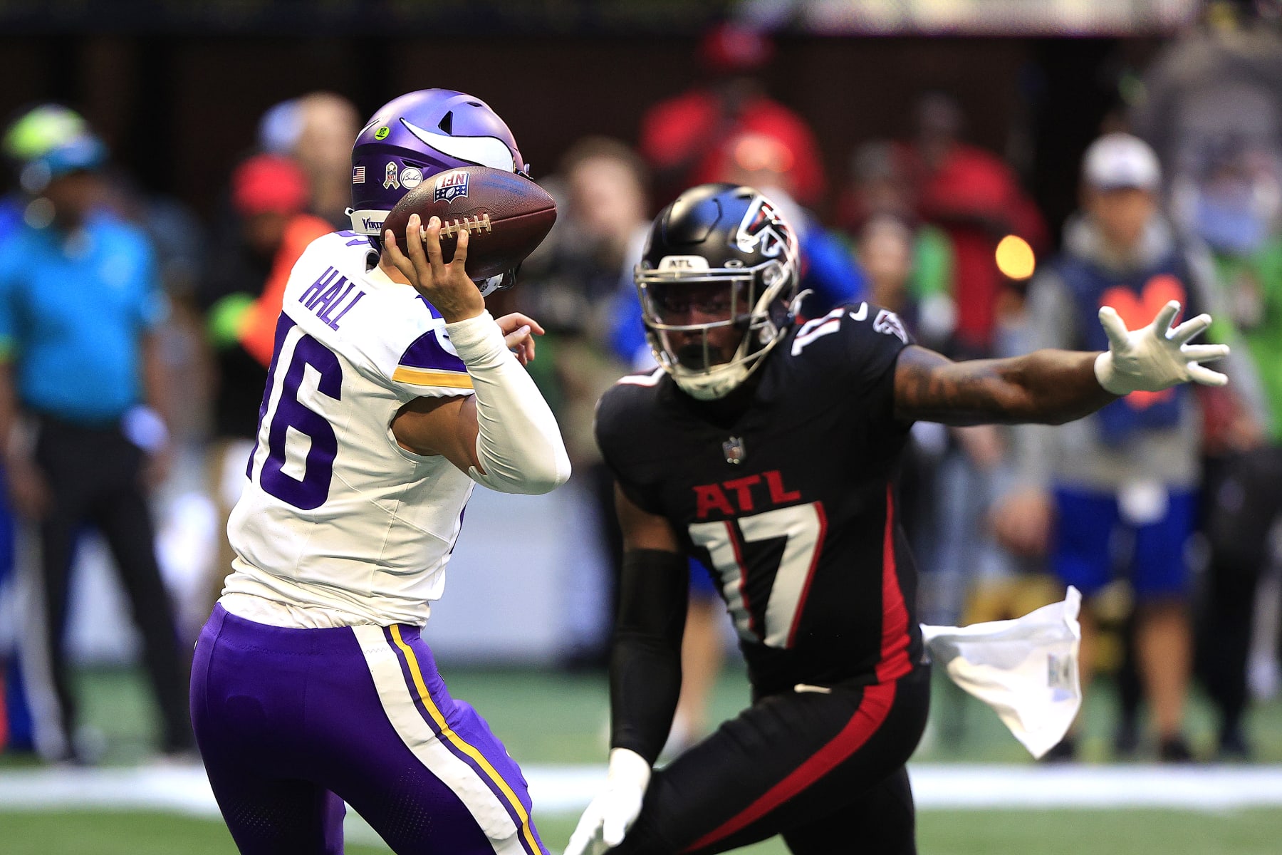 ATLANTA, GA - NOVEMBER 05: Atlanta Falcons linebacker Arnold Ebiketie (17) pressures Minnesota Vikings starting quarterback Jaren Hall (16) during the week 9 Sunday afternoon NFL football game between the Atlanta Falcons and the Minnesota Vikings on November 5, 2023 at the Mercedes-Benz Stadium in Atlanta, Georgia.  (Photo by David J. Griffin/Icon Sportswire via Getty Images)
