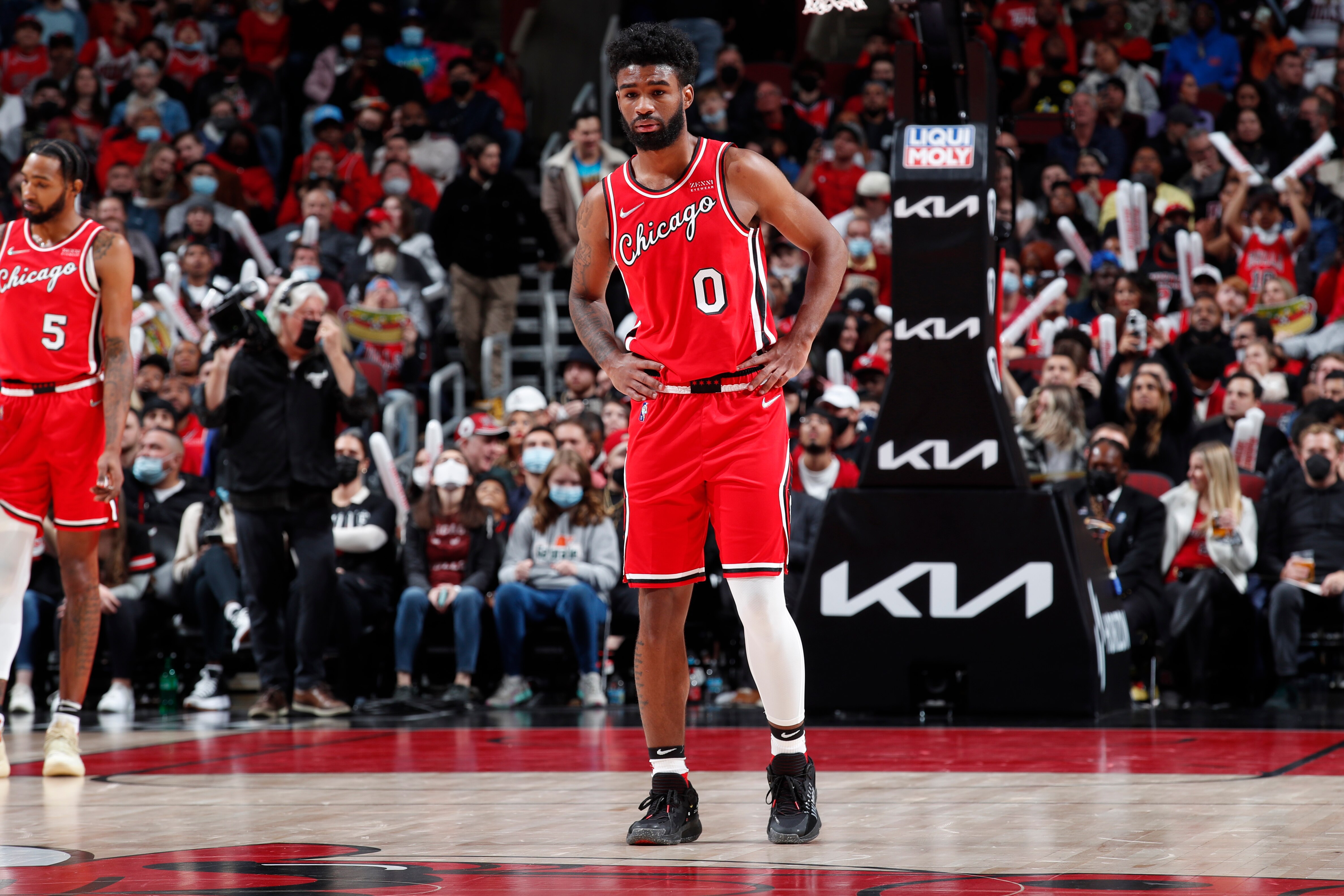 CHICAGO, IL - NOVEMBER 27: Coby White #0 of the Chicago Bulls looks on during the game against the Miami Heat on November 27, 2021 at United Center in Chicago, Illinois. NOTE TO USER: User expressly acknowledges and agrees that, by downloading and or using this photograph, User is consenting to the terms and conditions of the Getty Images License Agreement. Mandatory Copyright Notice: Copyright 2021 NBAE (Photo by Jeff Haynes/NBAE via Getty Images)