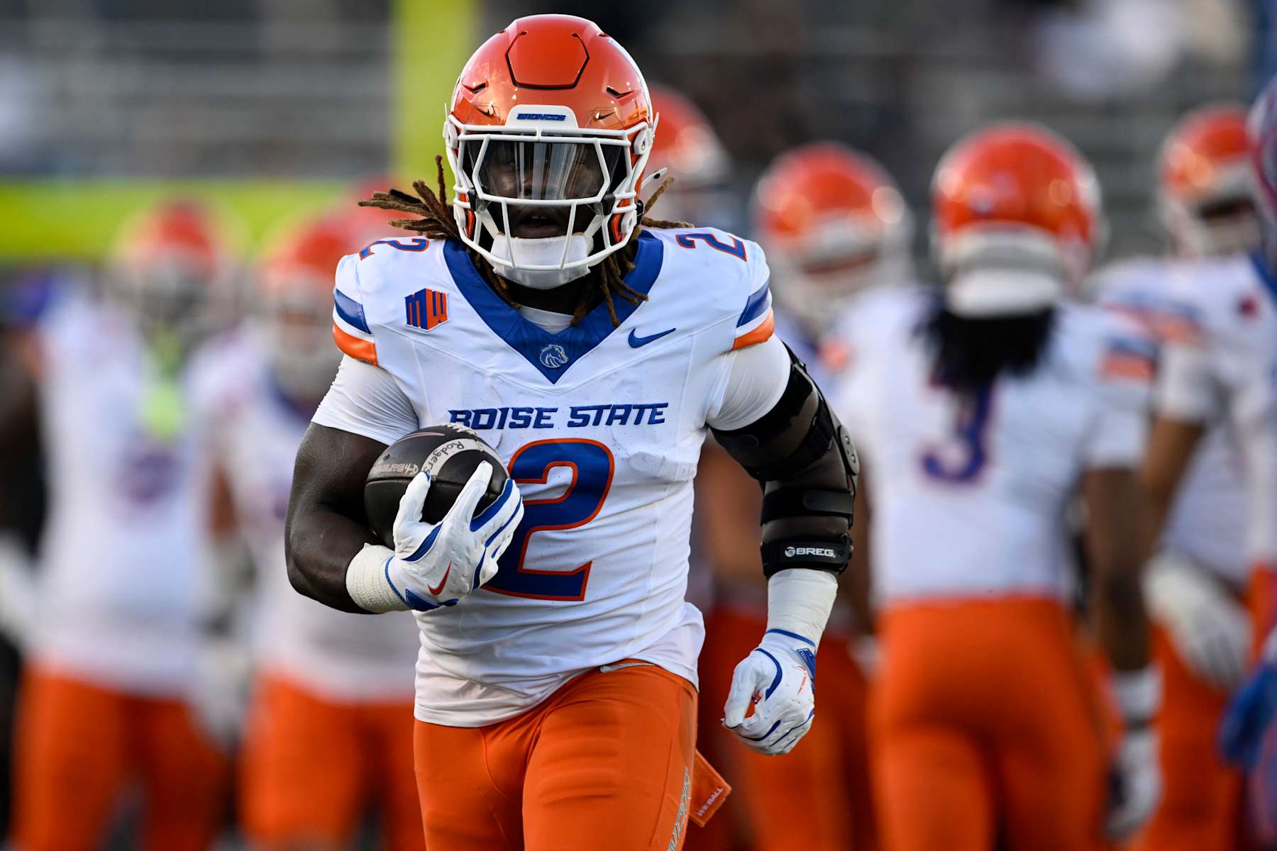 SAN JOSE, CALIFORNIA - NOVEMBER 16: Ashton Jeanty #2 of the Boise State Broncos warms up before their game against the San Jose State Spartans at CEFCU Stadium on November 16, 2024 in San Jose, California.  (Photo by Eakin Howard/Getty Images)
