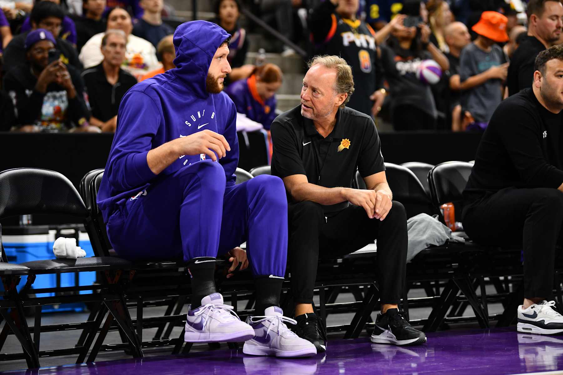 TEMPE, AZ - OCTOBER 19: Jusuf Nurkic #20 and Head Coach Mike Budenholzer of the Phoenix Suns speak during the Phoenix Suns public scrimmage on October 19, 2024, at the Mullet Arena in Tempe, Arizona. NOTE TO USER: User expressly acknowledges and agrees that, by downloading and or using this Photograph, user is consenting to the terms and conditions of the Getty Images License Agreement. Mandatory Copyright Notice: Copyright 2024 NBAE (Photo by Barry Gossage / NBAE via Getty Images)