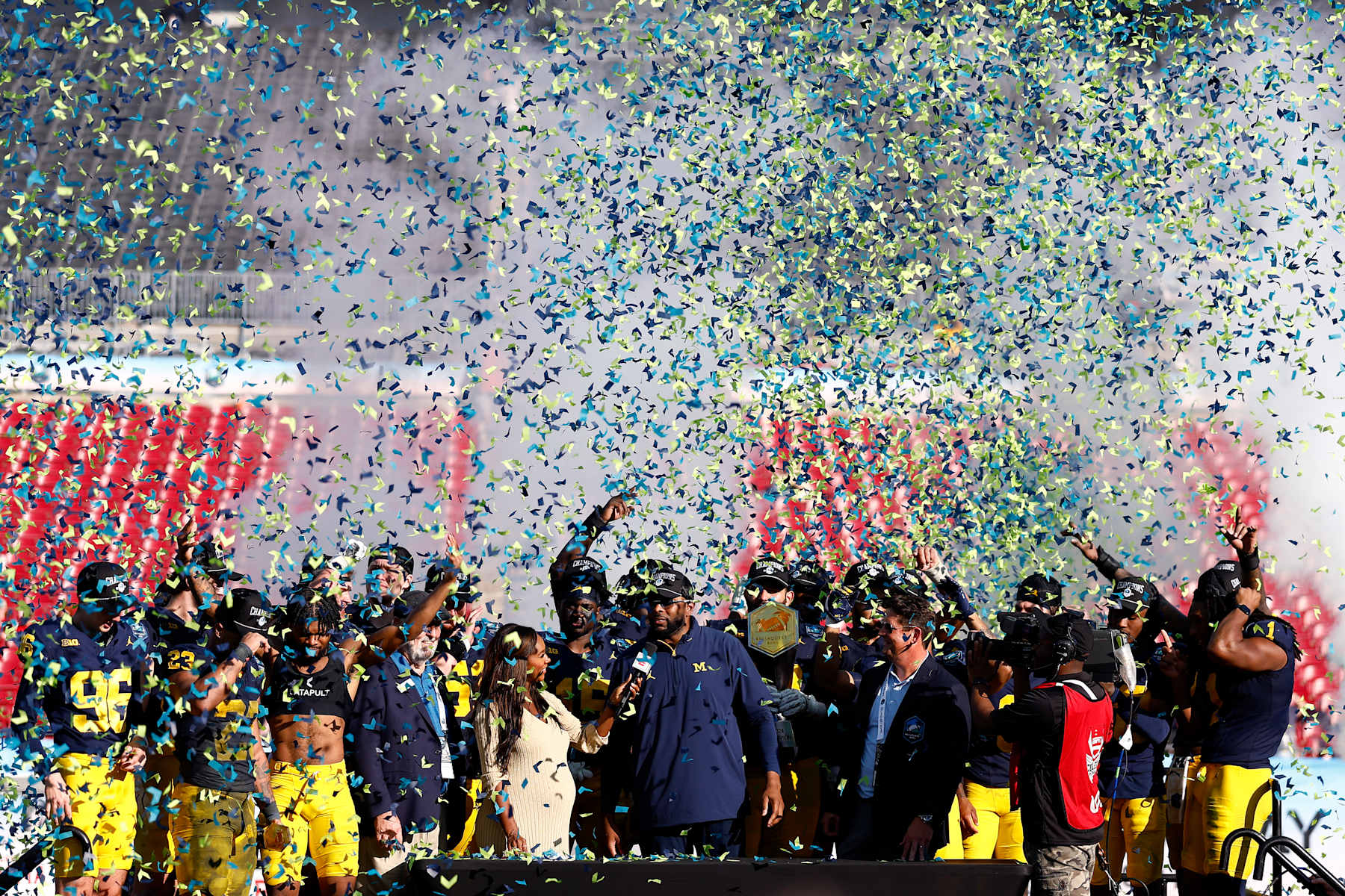 TAMPA, FLORIDA - DECEMBER 31: The Michigan Wolverines celebrate after defeating the Alabama Crimson Tide 19-13 during the 2024 ReliaQuest Bowl at Raymond James Stadium on December 31, 2024 in Tampa, Florida.  (Photo by Douglas P. DeFelice/Getty Images)