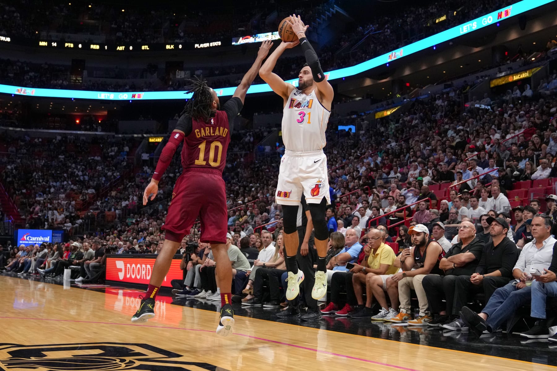 MIAMI, FL - MARCH 8:  Max Strus #31 of the Miami Heat shoots a three point basket during the game  on March 8, 2023 at FTX Arena in Miami, Florida. NOTE TO USER: User expressly acknowledges and agrees that, by downloading and or using this Photograph, user is consenting to the terms and conditions of the Getty Images License Agreement. Mandatory Copyright Notice: Copyright 2023 NBAE (Photo by Eric Espada/NBAE via Getty Images)