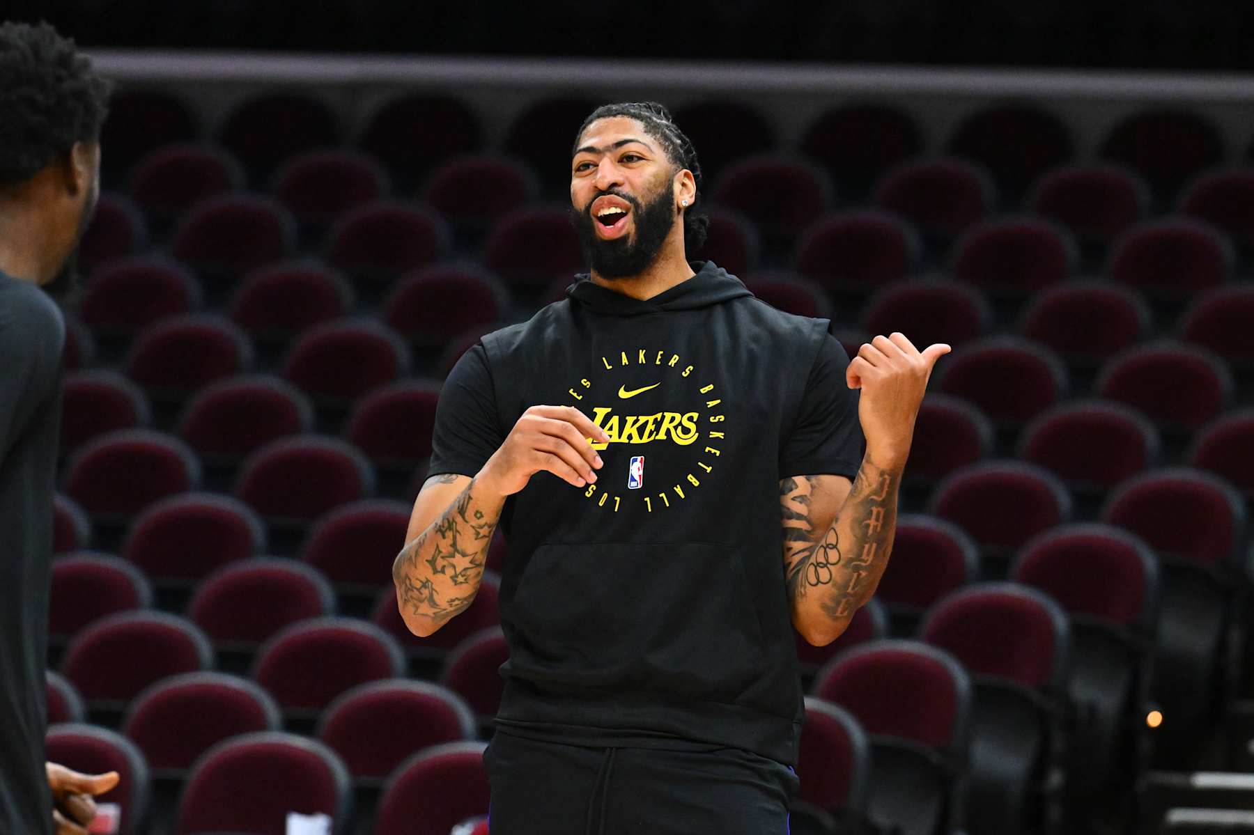 CLEVELAND, OHIO - OCTOBER 30: Anthony Davis #3 of the Los Angeles Lakers warms up prior to the game against the Cleveland Cavaliers at Rocket Mortgage Fieldhouse on October 30, 2024 in Cleveland, Ohio. NOTE TO USER: User expressly acknowledges and agrees that, by downloading and or using this photograph, User is consenting to the terms and conditions of the Getty Images License Agreement. (Photo by Jason Miller/Getty Images)