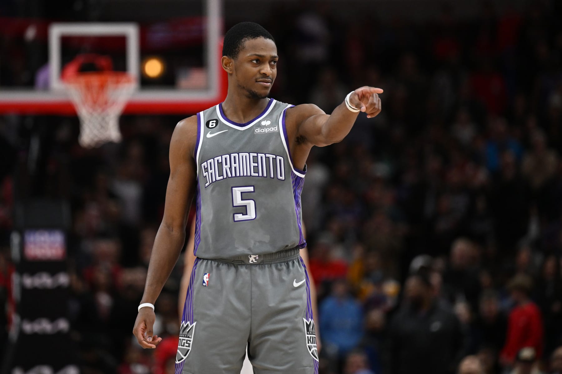CHICAGO, ILLINOIS - MARCH 15: De'Aaron Fox #5 of the Sacramento Kings against the Chicago Bulls at United Center on March 15, 2023 in Chicago, Illinois.   NOTE TO USER: User expressly acknowledges and agrees that, by downloading and or using this photograph, User is consenting to the terms and conditions of the Getty Images License Agreement.  (Photo by Quinn Harris/Getty Images)