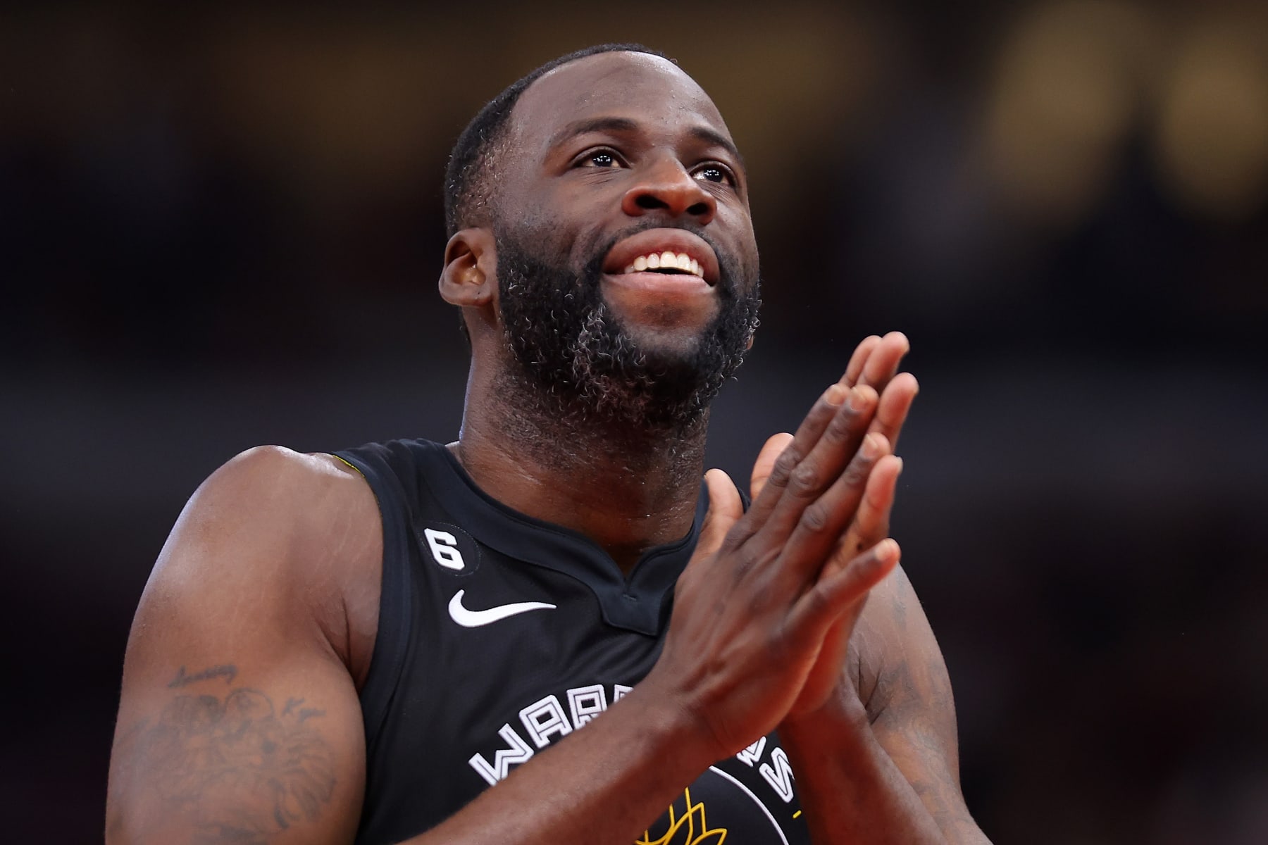 CHICAGO, ILLINOIS - JANUARY 15: Draymond Green #23 of the Golden State Warriors reacts against the Chicago Bulls during the first half at United Center on January 15, 2023 in Chicago, Illinois. NOTE TO USER: User expressly acknowledges and agrees that, by downloading and or using this photograph, User is consenting to the terms and conditions of the Getty Images License Agreement.  (Photo by Michael Reaves/Getty Images)