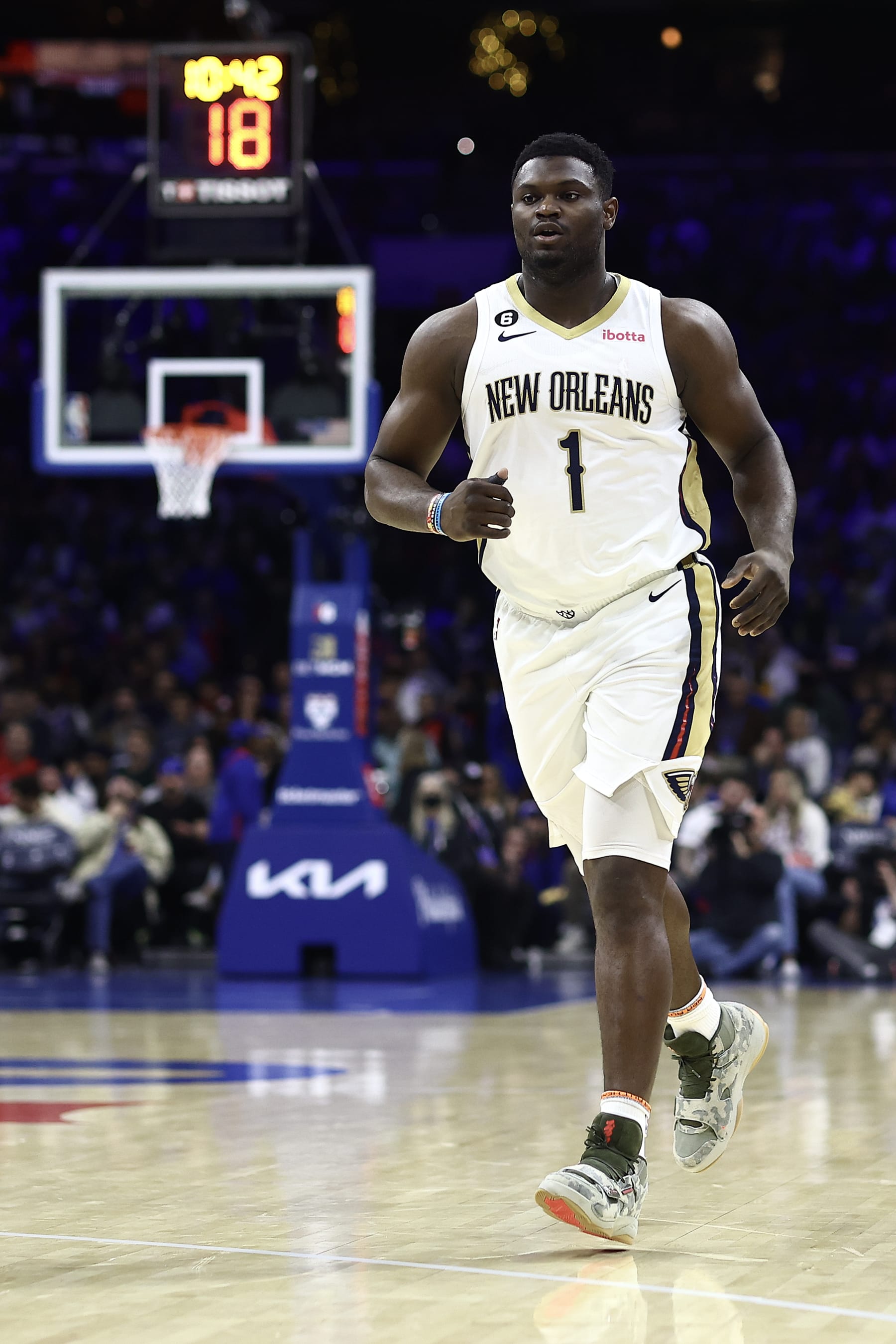 PHILADELPHIA, PENNSYLVANIA - JANUARY 02: Zion Williamson #1 of the New Orleans Pelicans looks on during the first quarter against the Philadelphia 76ers at Wells Fargo Center on January 02, 2023 in Philadelphia, Pennsylvania. NOTE TO USER: User expressly acknowledges and agrees that, by downloading and or using this photograph, User is consenting to the terms and conditions of the Getty Images License Agreement. (Photo by Tim Nwachukwu/Getty Images)