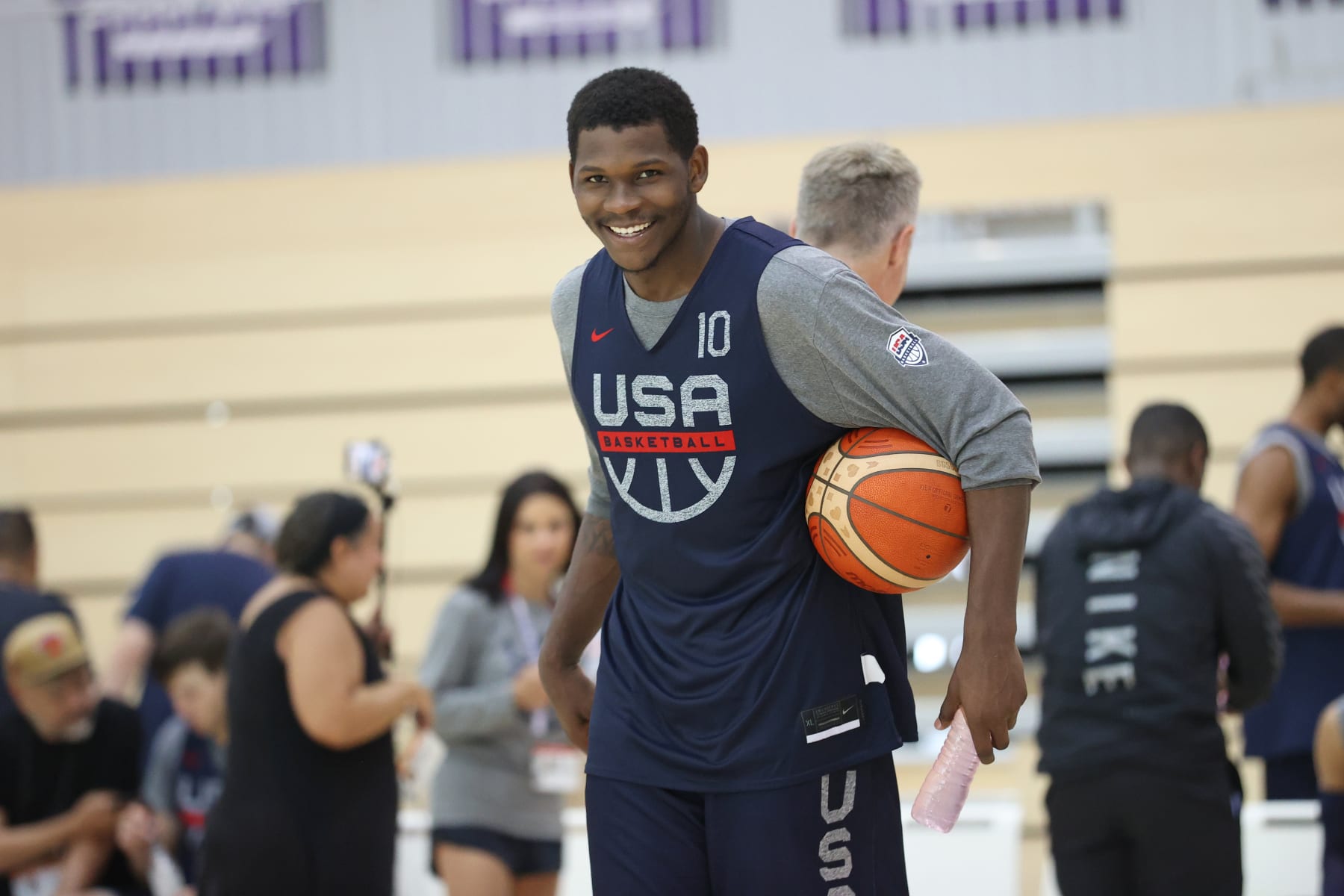 ABU DHABI, UAE - AUGUST 16: Anthony Edwards of the USA Basketball Men's National Team smiles during practice as part of 2023 FIBA World Cup at NYU on August 16, 2023 in Abu Dhabi, The United Arab Emirates. NOTE TO USER: User expressly acknowledges and agrees that, by downloading and/or using this Photograph, user is consenting to the terms and conditions of the Getty Images License Agreement. Mandatory Copyright Notice: Copyright 2023 NBAE (Photo by Joe Murphy/NBAE via Getty Images)