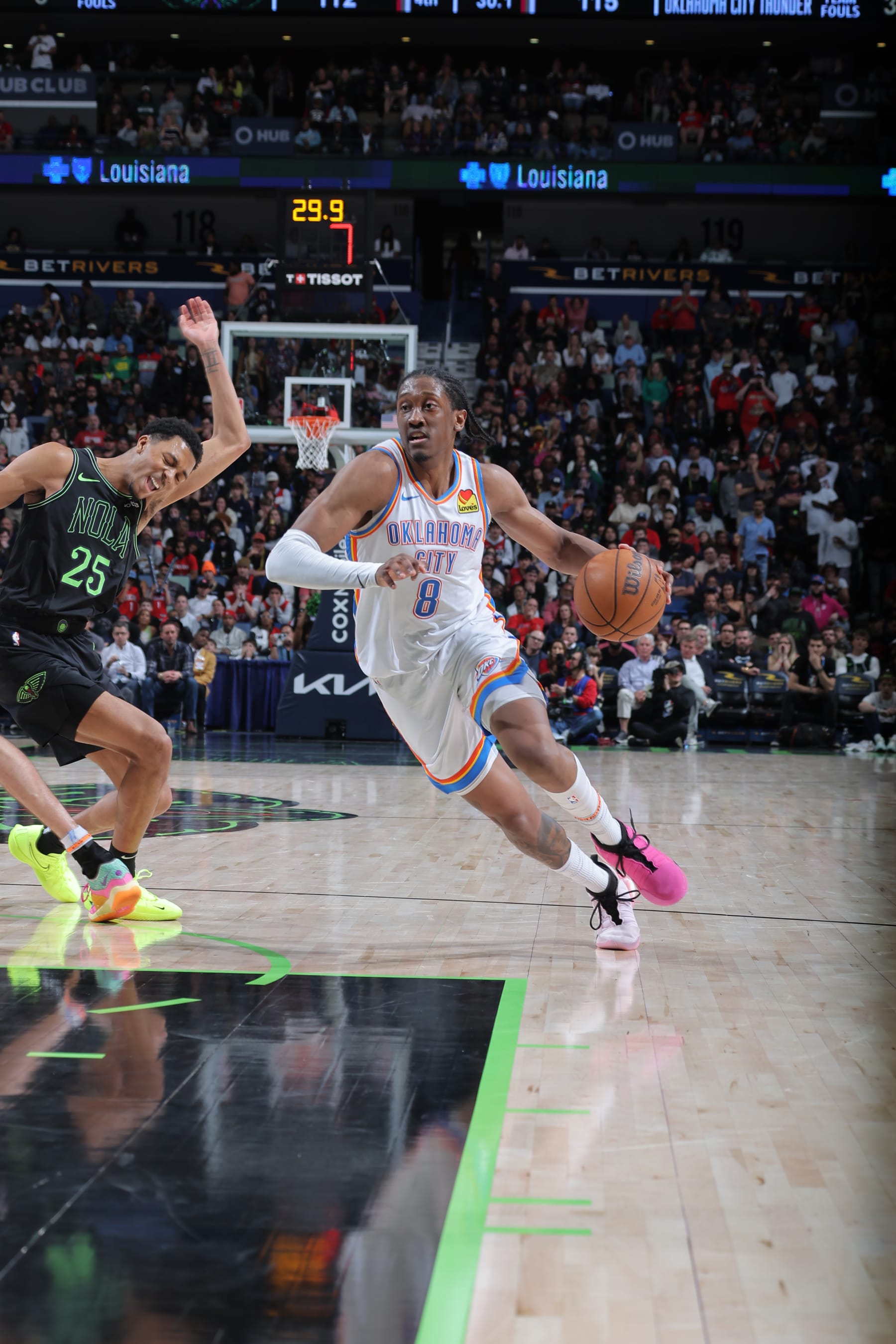 NEW ORLEANS, LA - MARCH 26: Jalen Williams #8 of the Oklahoma City Thunder goes to the basket during the game on March 26, 2024 at the Smoothie King Center in New Orleans, Louisiana. NOTE TO USER: User expressly acknowledges and agrees that, by downloading and or using this Photograph, user is consenting to the terms and conditions of the Getty Images License Agreement. Mandatory Copyright Notice: Copyright 2024 NBAE (Photo by Jonathan Bachman/NBAE via Getty Images)