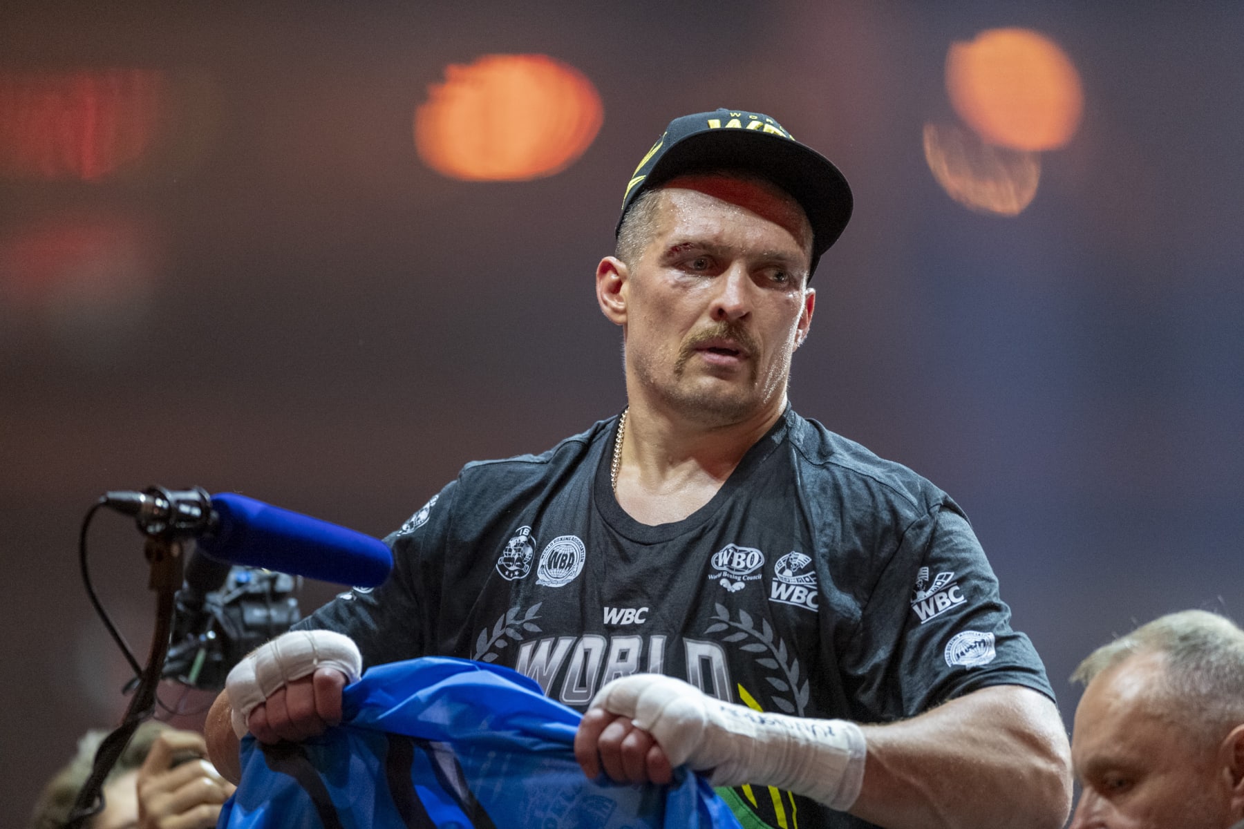 RIYADH, SAUDI ARABIA - MAY 19: Oleksandr Usyk of Ukraine beats Tyson Fury (not seen) of United Kingdom to become the undisputed heavyweight champion of the world at Kingdom Arena in Riyadh, Saudi Arabia on May 19, 2024. (Photo by Mohammed Saad/Anadolu via Getty Images)