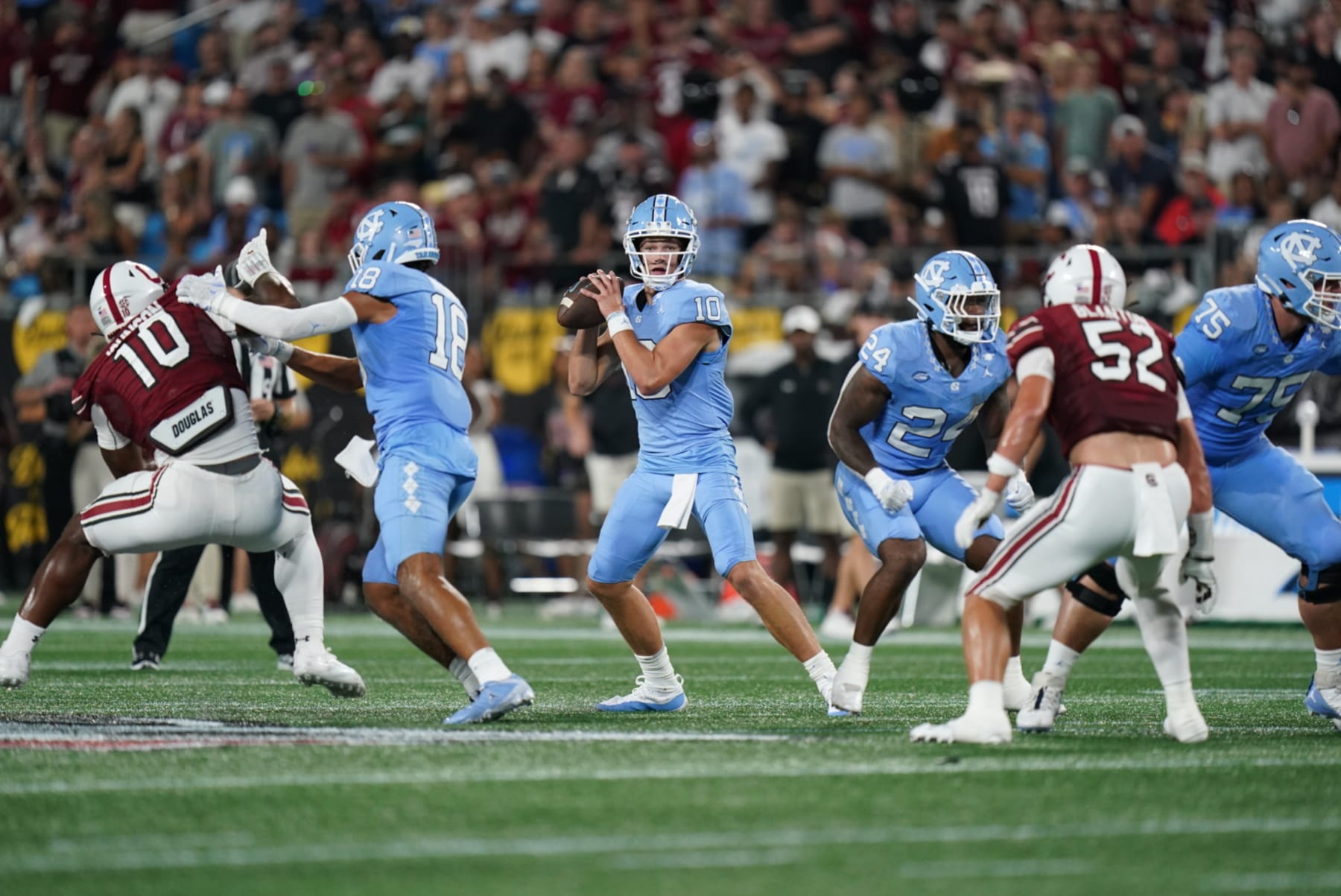 North Carolina cornerback Drake Maye (10)