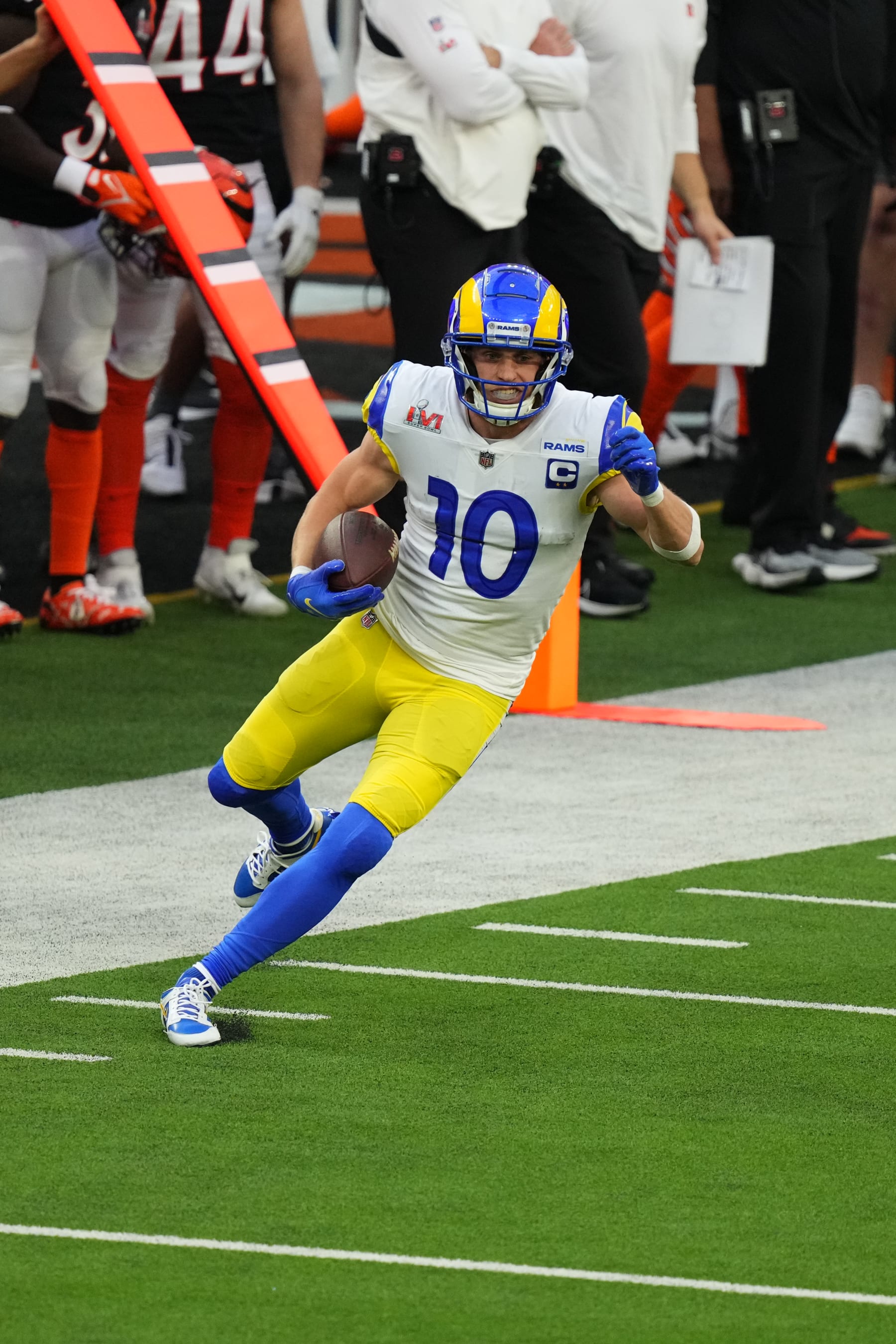 INGLEWOOD, CALIFORNIA - FEBRUARY 13: Cooper Kupp #10 of the Los Angeles Rams runs the ball during to the NFL Super Bowl LVI football game against the Cincinnati Bengals at SoFi Stadium on February 13, 2022 in Inglewood, California. (Photo by Cooper Neill/Getty Images)