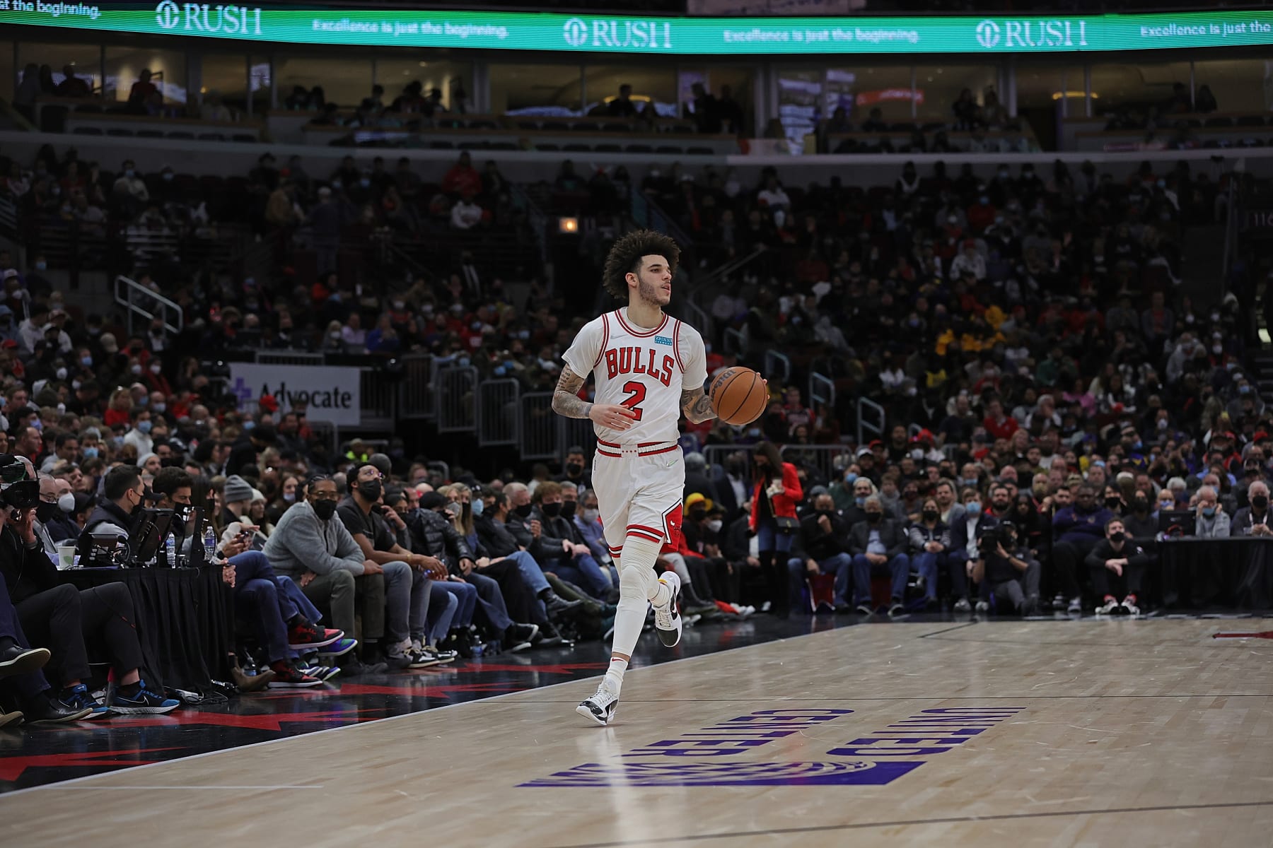CHICAGO, ILLINOIS - JANUARY 14: Lonzo Ball #2 of the Chicago Bulls handles the ball during a game against the Golden State Warriors at United Center on January 14, 2022 in Chicago, Illinois. NOTE TO USER: User expressly acknowledges and agrees that, by downloading and or using this photograph, User is consenting to the terms and conditions of the Getty Images License Agreement. (Photo by Stacy Revere/Getty Images)
