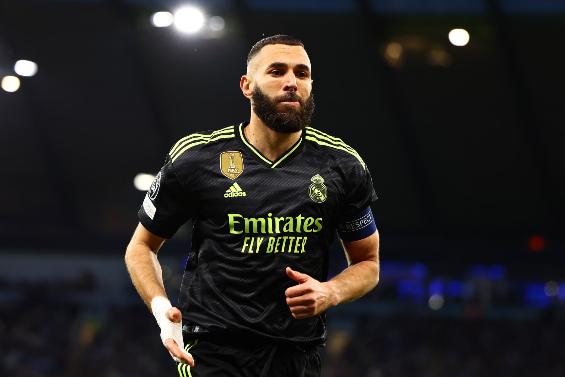 MANCHESTER, ENGLAND - MAY 17:   Karim Benzema of Real Madrid in action during the UEFA Champions League semi-final second leg match between Manchester City FC and Real Madrid at Etihad Stadium on May 17, 2023 in Manchester, United Kingdom. (Photo by Chris Brunskill/Fantasista/Getty Images)