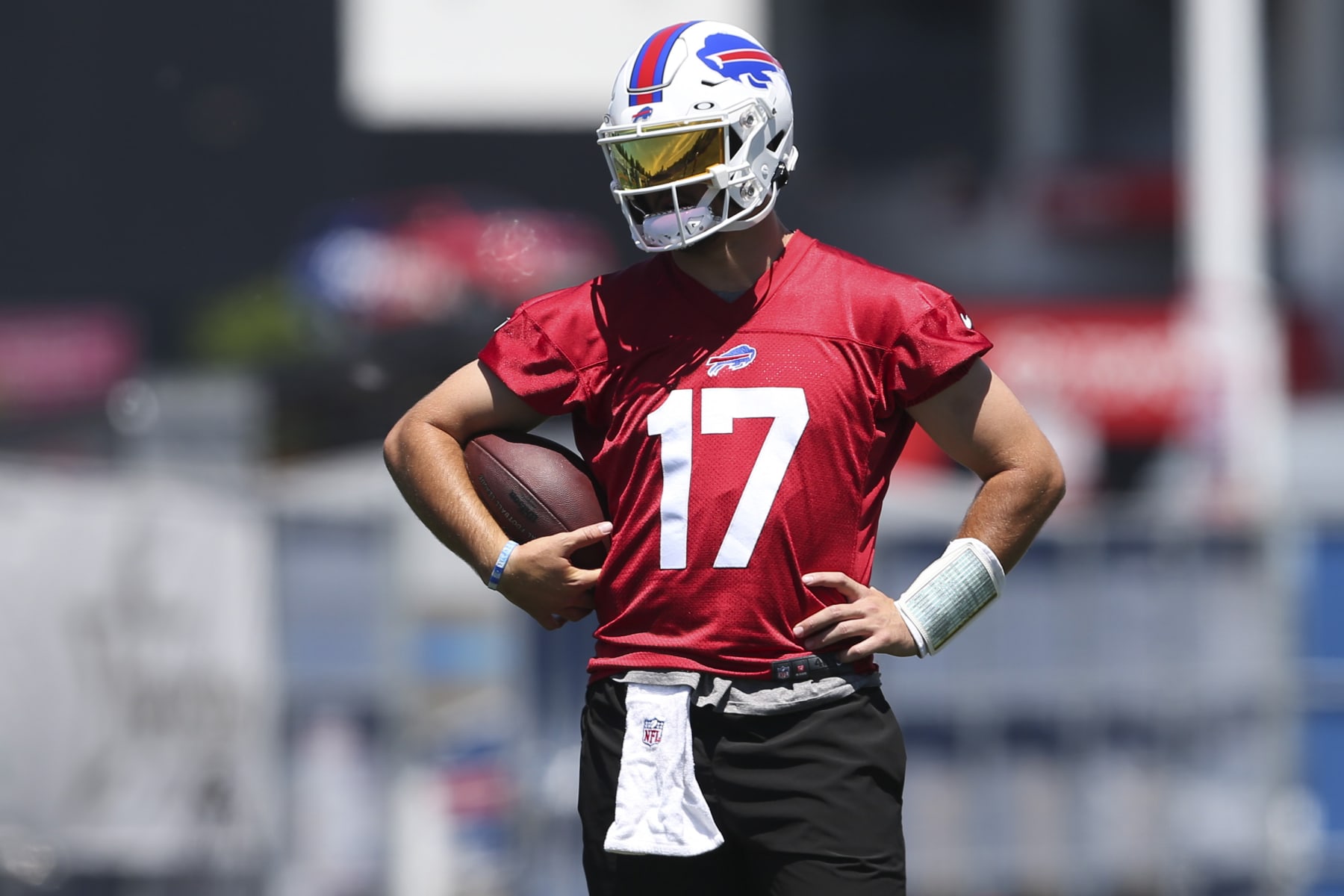 ORCHARD PARK, NEW YORK - JUNE 14: Josh Allen #17 of the Buffalo Bills looks on during Bills mini camp on June 14, 2022 in Orchard Park, New York. (Photo by Joshua Bessex/Getty Images)