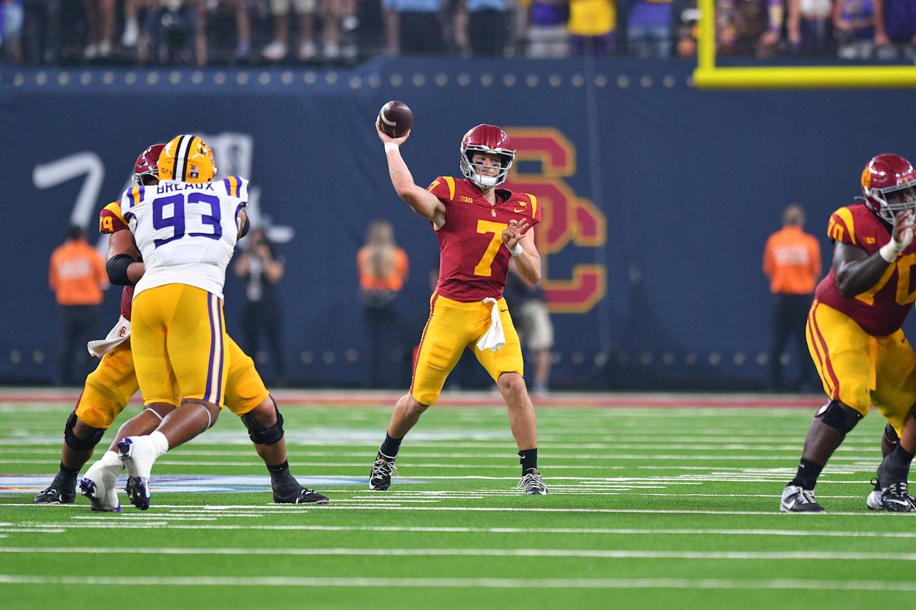 USC quarterback Miller Moss