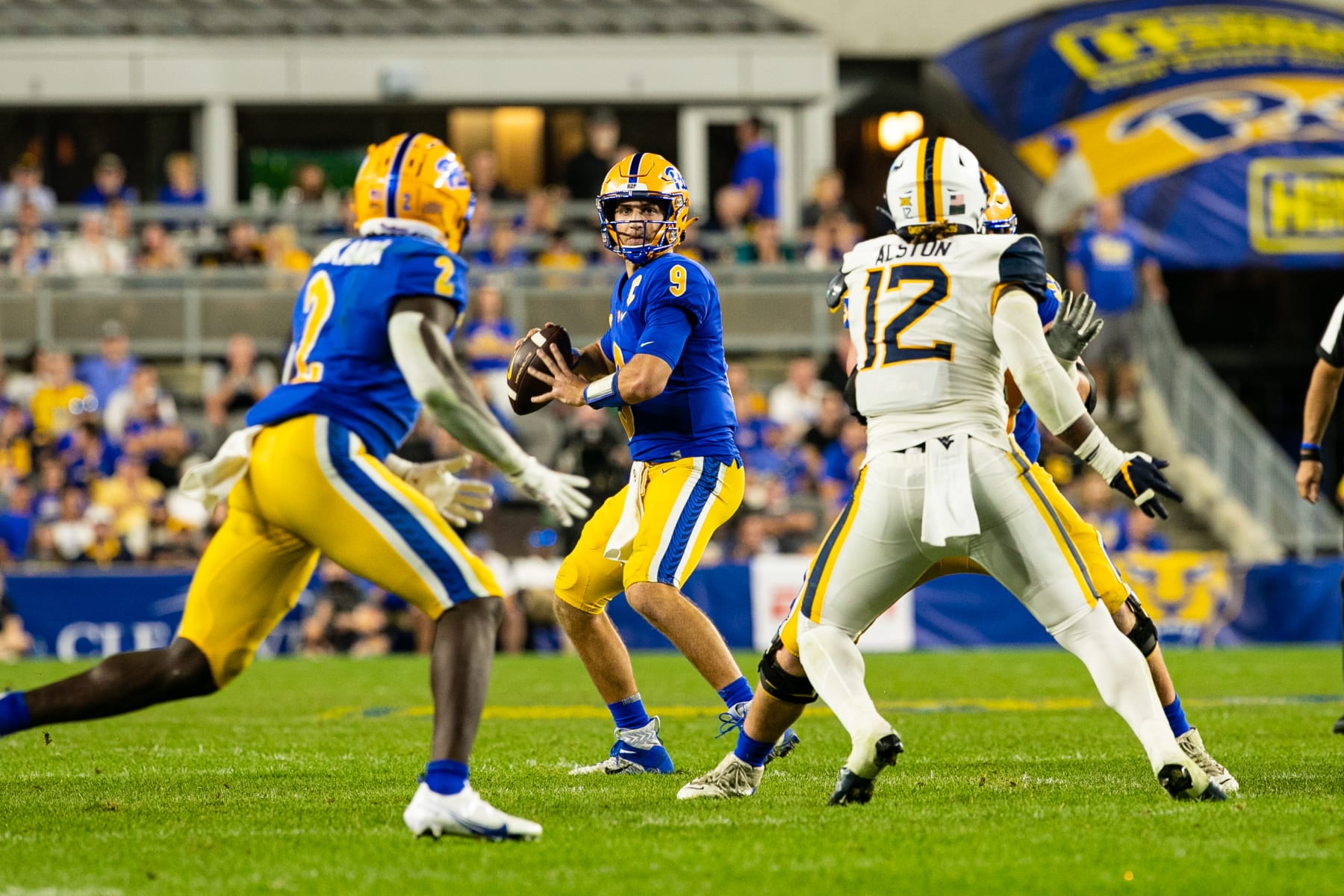 PITTSBURGH, PA - SEPTEMBER 01: Pittsburgh Panthers quarterback Kedon Slovis (9) looks to pass during the college football game between the West Virginia Mountaineers and the Pittsburgh Panthers on September 01, 2022 at Acrisure Stadium in Pittsburgh, PA. (Photo by Mark Alberti/Icon Sportswire via Getty Images)