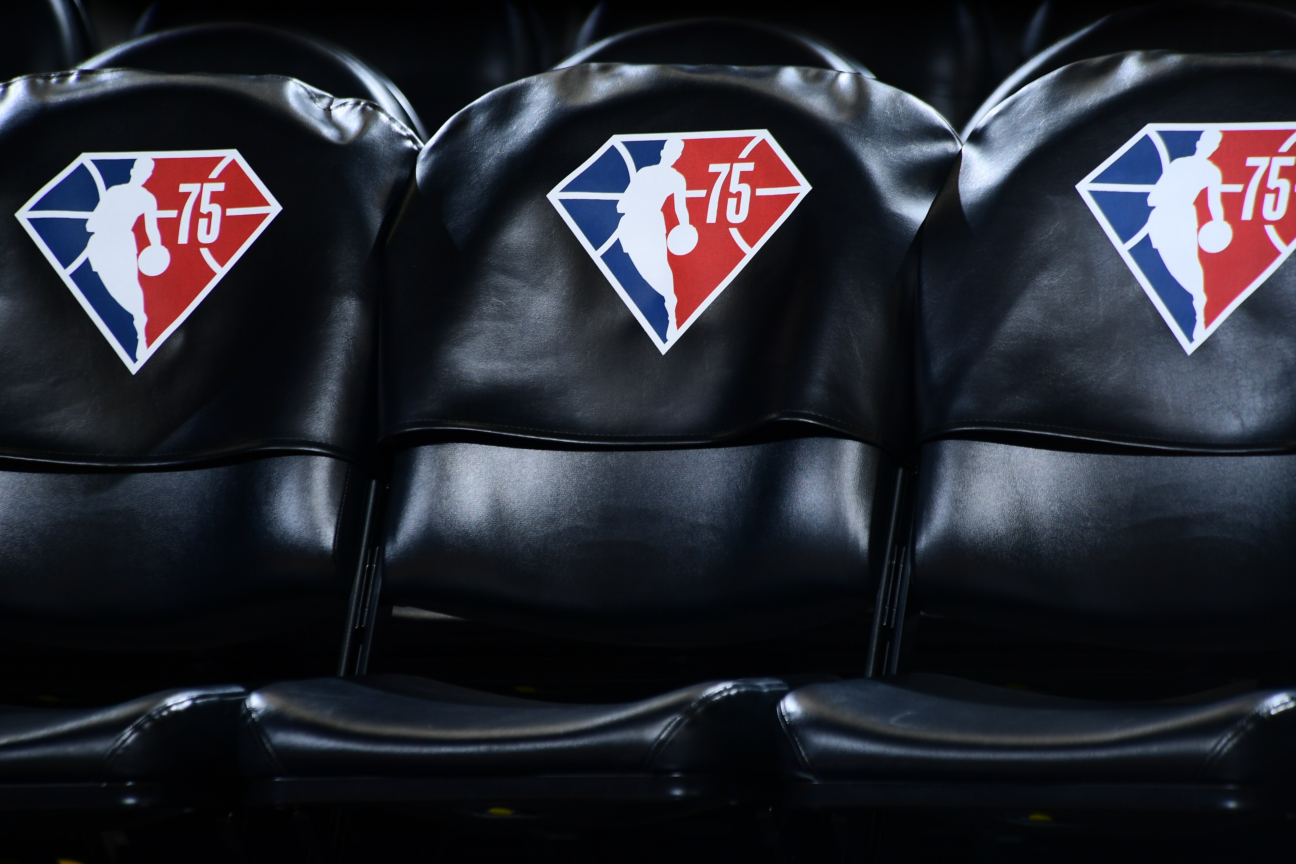 PHOENIX, AZ - NOVEMBER 2: A detailed view of the 75th NBA anniversary logo on November 2, 2021 at Footprint Center in Phoenix, Arizona. NOTE TO USER: User expressly acknowledges and agrees that, by downloading and or using this photograph, user is consenting to the terms and conditions of the Getty Images License Agreement. Mandatory Copyright Notice: Copyright 2021 NBAE (Photo by Michael Gonzales/NBAE via Getty Images)