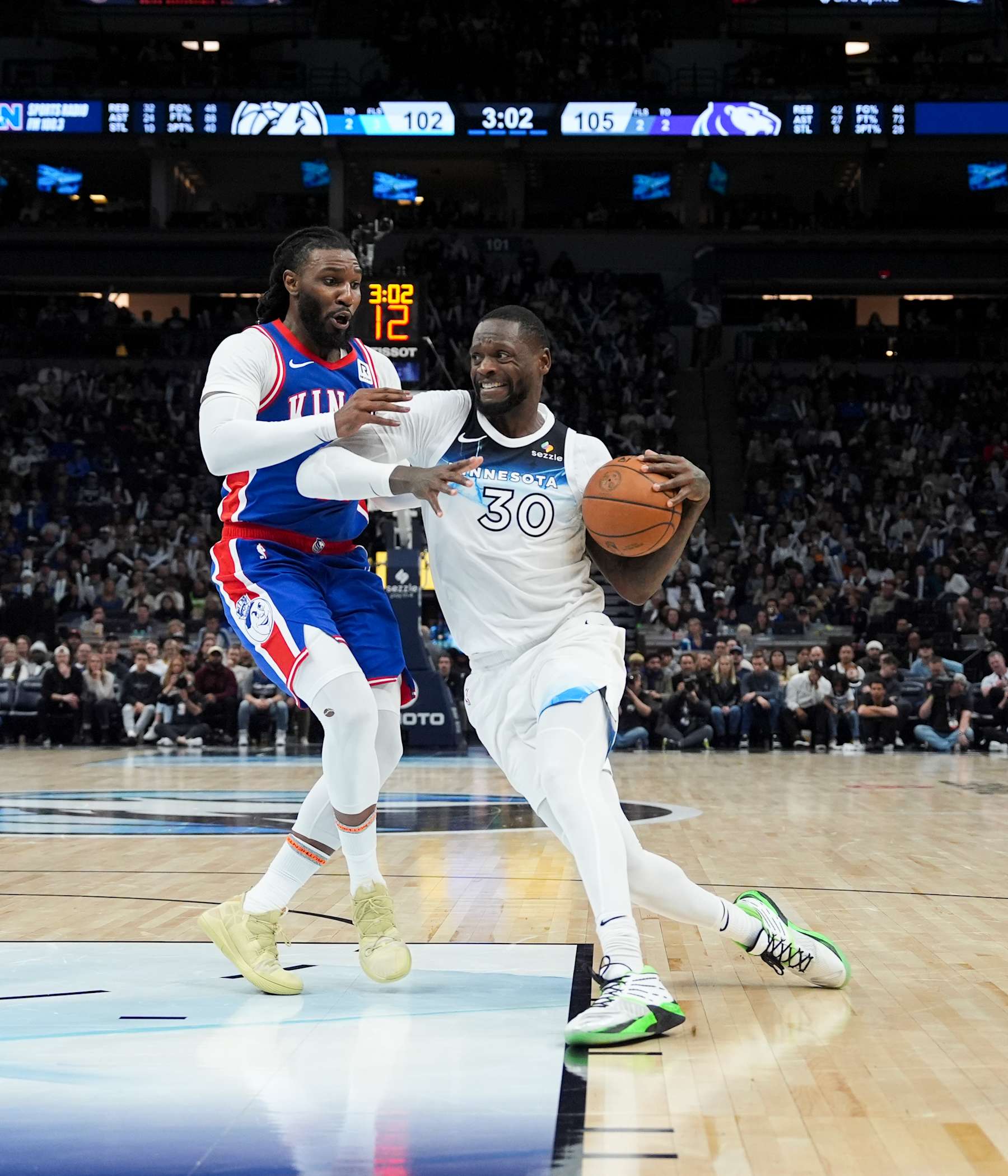 MINNEAPOLIS, MN -  NOVEMBER 27:  Julius Randle #30 of the Minnesota Timberwolves drives to the basket during the game against the Sacramento Kings on November 27, 2024 at Target Center in Minneapolis, Minnesota. NOTE TO USER: User expressly acknowledges and agrees that, by downloading and or using this Photograph, user is consenting to the terms and conditions of the Getty Images License Agreement. Mandatory Copyright Notice: Copyright 2024 NBAE (Photo by Jordan Johnson/NBAE via Getty Images)