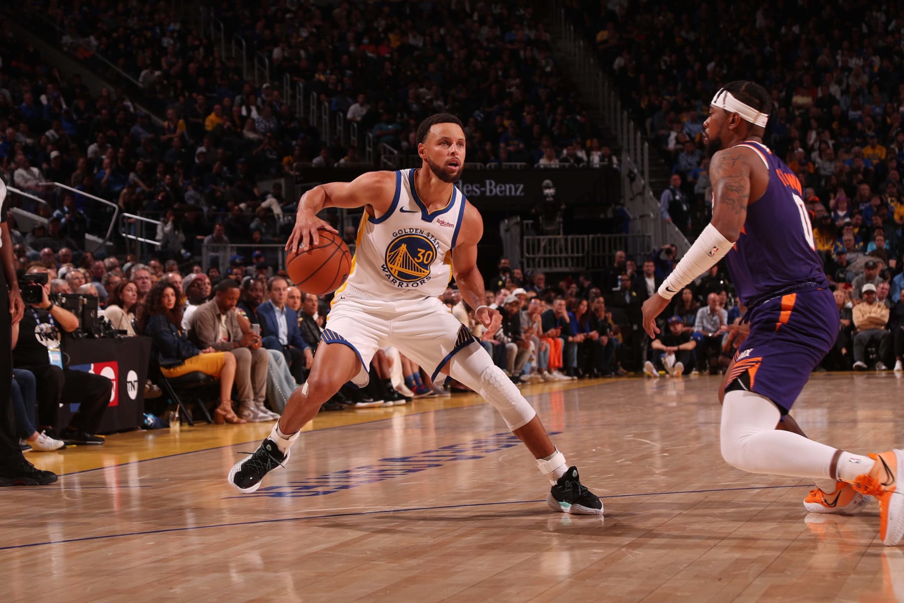 SAN FRANCISCO, CA - OCTOBER 24: Stephen Curry #30 of the Golden State Warriors dribbles the ball during the game against the Phoenix Suns  on October 24, 2023 at Chase Center in San Francisco, California. NOTE TO USER: User expressly acknowledges and agrees that, by downloading and or using this photograph, user is consenting to the terms and conditions of Getty Images License Agreement. Mandatory Copyright Notice: Copyright 2023 NBAE (Photo by Jed Jacobsohn/NBAE via Getty Images)