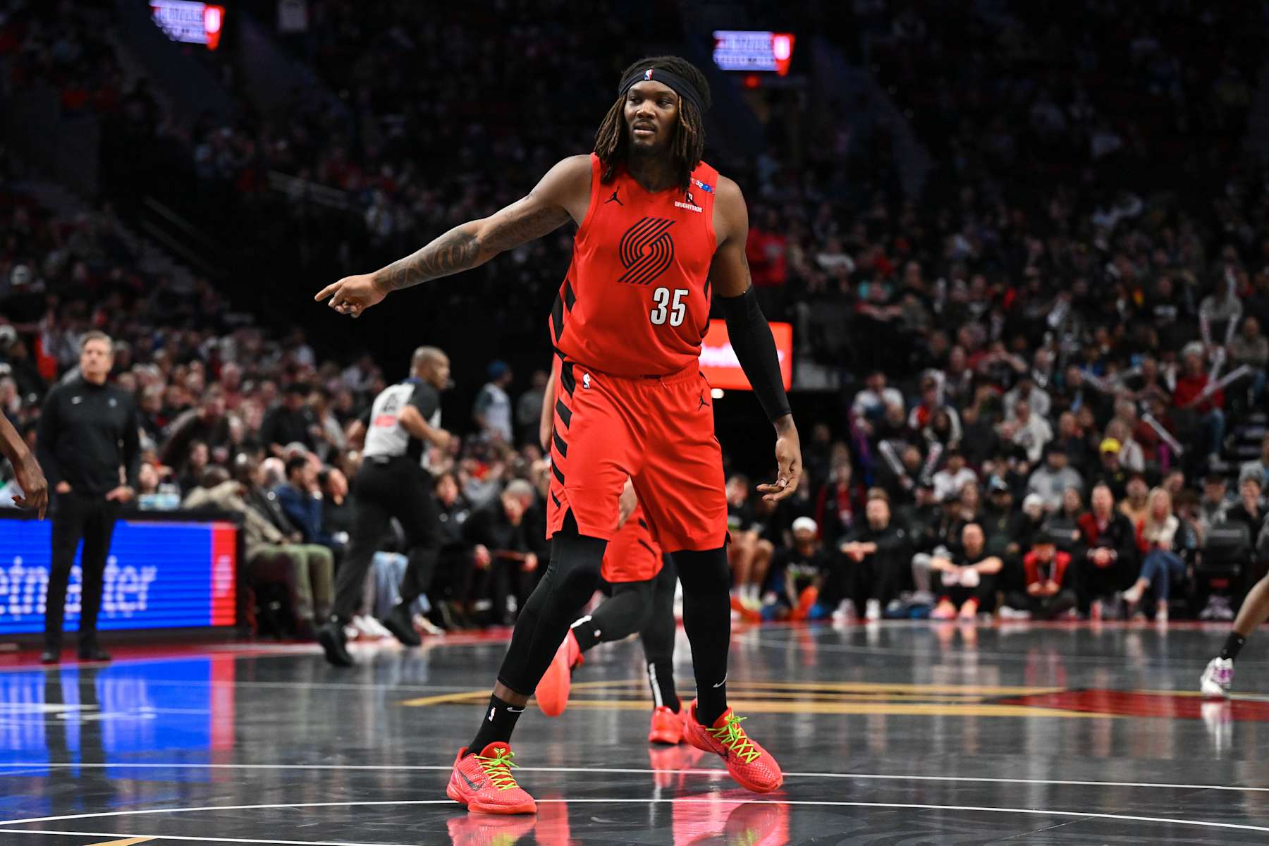 PORTLAND, OREGON - NOVEMBER 12: Robert Williams III #35 of the Portland Trail Blazers gestures during the third quarter of the Emirates NBA Cup game against the Minnesota Timberwolves at Moda Center on November 12, 2024 in Portland, Oregon. The Portland Trail Blazers won 122-108. NOTE TO USER: User expressly acknowledges and agrees that, by downloading and or using this photograph, User is consenting to the terms and conditions of the Getty Images License Agreement. (Photo by Alika Jenner/Getty Images)