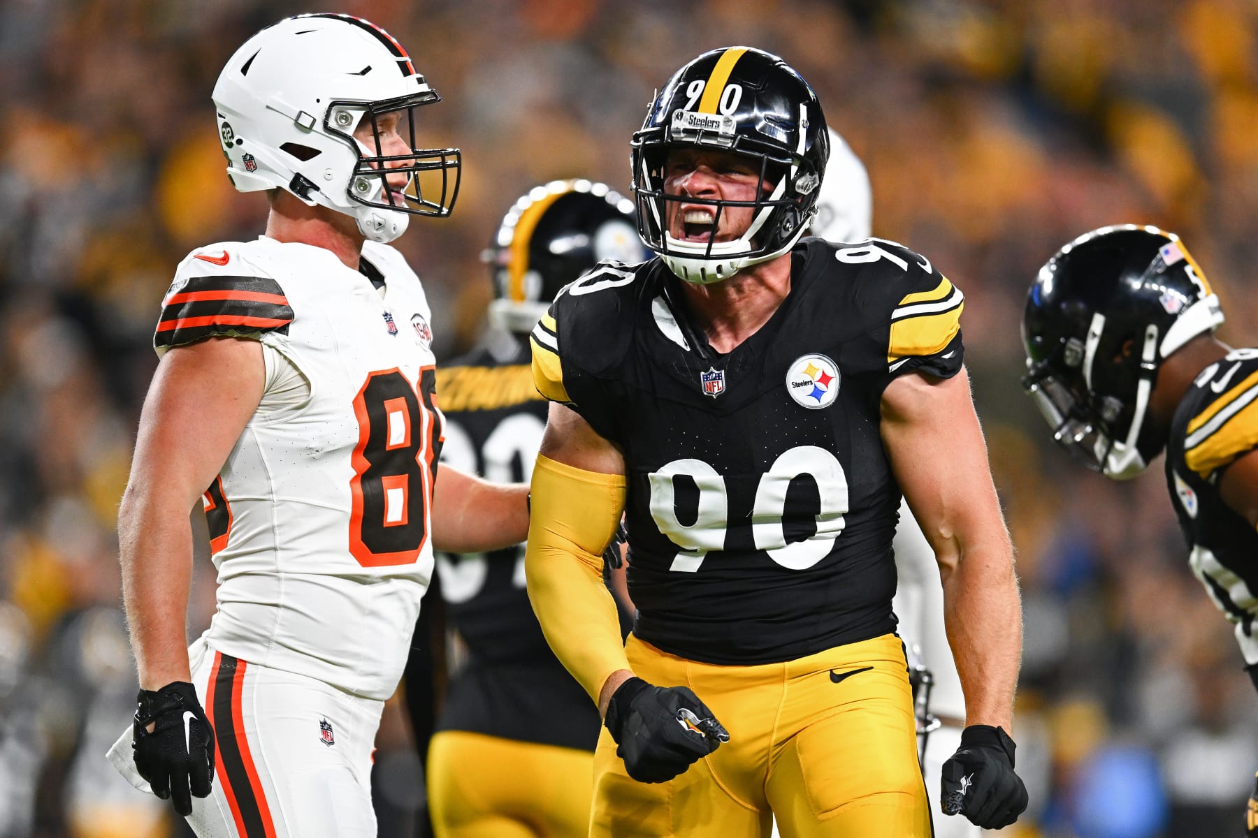 PITTSBURGH, PENNSYLVANIA - SEPTEMBER 18:  T.J. Watt #90 of the Pittsburgh Steelers celebrates a tackle against the Cleveland Browns during the first quarter at Acrisure Stadium on September 18, 2023 in Pittsburgh, Pennsylvania. (Photo by Joe Sargent/Getty Images)