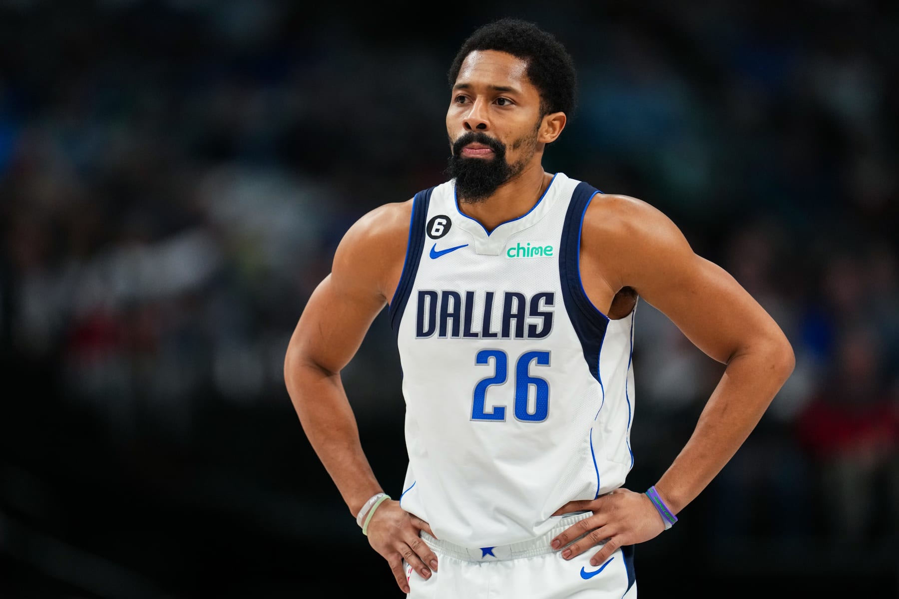 DALLAS, TX - JANUARY 18: Spencer Dinwiddie #26 of the Dallas Mavericks looks on against the Atlanta Hawks on January 18, 2023 at the American Airlines Center in Dallas, Texas. NOTE TO USER: User expressly acknowledges and agrees that, by downloading and or using this Photograph, user is consenting to the terms and conditions of the Getty Images License Agreement. Mandatory Copyright Notice: Copyright 2023 NBAE (Photo by Cooper Neill/NBAE via Getty Images)