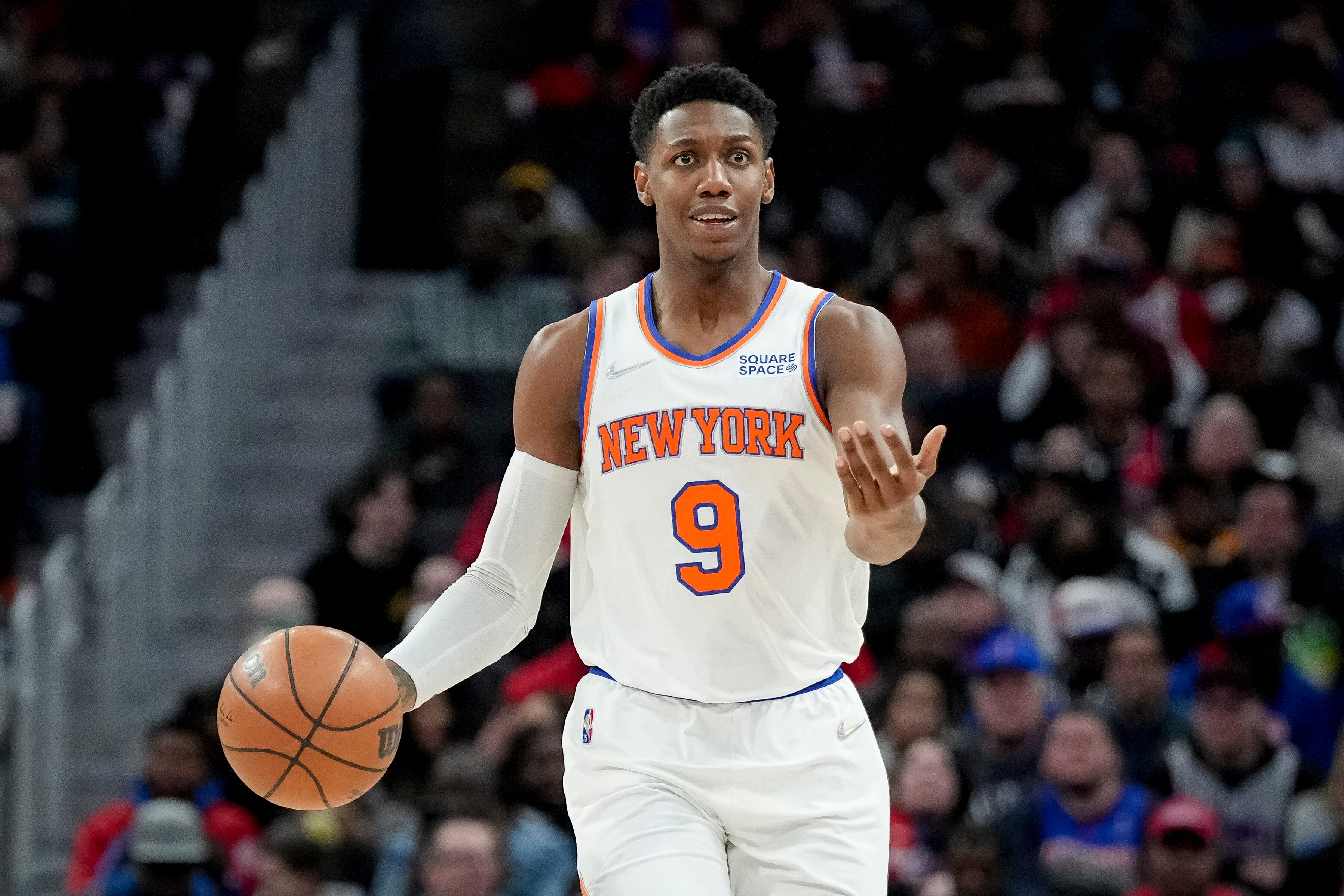 DETROIT, MICHIGAN - MARCH 27: RJ Barrett #9 of the New York Knicks handles the ball against the Detroit Pistons during the second quarter at Little Caesars Arena on March 27, 2022 in Detroit, Michigan. NOTE TO USER: User expressly acknowledges and agrees that, by downloading and or using this photograph, User is consenting to the terms and conditions of the Getty Images License Agreement. (Photo by Nic Antaya/Getty Images)