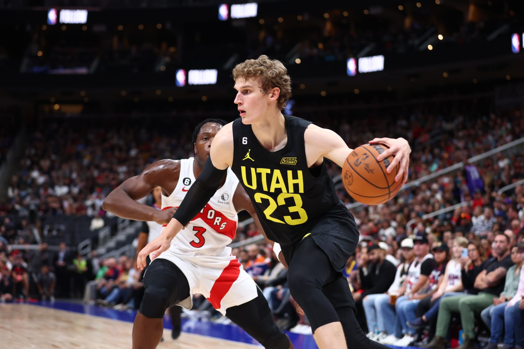 ALBERTA, CANADA - OCTOBER 2: Lauri Markkanen #23 of the Utah Jazz drives to the basket during a preseason game on October 2, 2022 at the Rogers Place in Edmonton, Alberta, Canada.  NOTE TO USER: User expressly acknowledges and agrees that, by downloading and or using this Photograph, user is consenting to the terms and conditions of the Getty Images License Agreement.  Mandatory Copyright Notice: Copyright 2022 NBAE (Photo by Vaughn Ridley/NBAE via Getty Images)