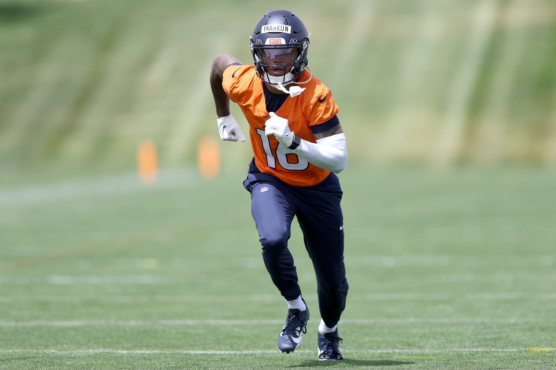 ENGLEWOOD, COLORADO - JUNE 04: Troy Franklin #16 of the Denver Broncos drills during Denver Broncos OTA Offseason Workouts at Centura Health Training Center on June 04, 2024 in Englewood, Colorado. (Photo by Matthew Stockman/Getty Images)