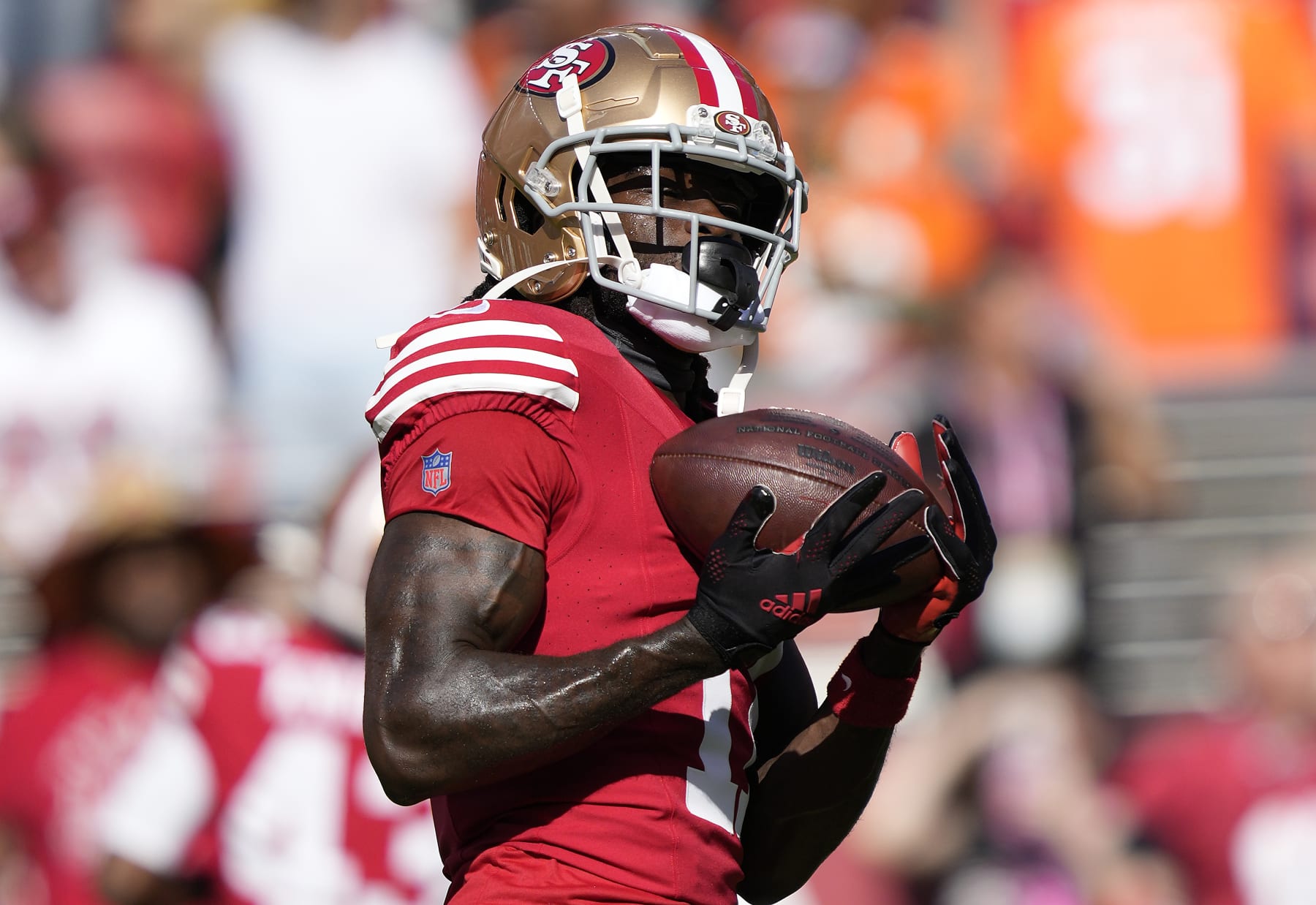 SANTA CLARA, CALIFORNIA - AUGUST 19: Brandon Aiyuk #11 of the San Francisco 49ers warms up during pregame warm ups prior to playing the Denver Broncos at Levi's Stadium on August 19, 2023 in Santa Clara, California. (Photo by Thearon W. Henderson/Getty Images)