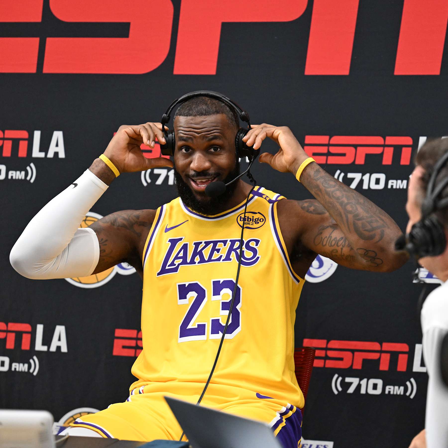 EL SEGUNDO, CA - SEPTEMBER 30: LeBron James #23 of the Los Angeles Lakers poses for a portrait during NBA Media Day on September 30, 2024 at UCLA Health Training Center in El Segundo, California. NOTE TO USER: User expressly acknowledges and agrees that, by downloading and or using this photograph, User is consenting to the terms and conditions of the Getty Images License Agreement. Mandatory Copyright Notice: Copyright 2024 NBAE (Photo by Adam Pantozzi/NBAE via Getty Images)
