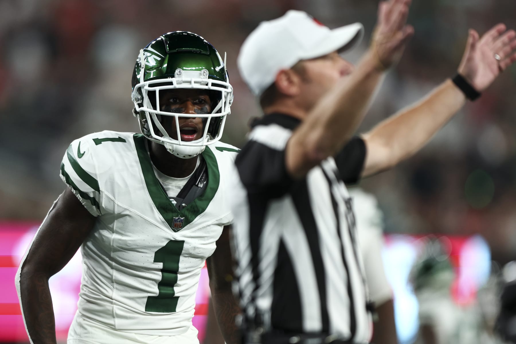 EAST RUTHERFORD, NJ - OCTOBER 1: Sauce Gardner #1 of the New York Jets celebrates after a safety during the second quarter of an NFL football game against the Kansas City Chiefs at MetLife Stadium on October 1, 2023 in East Rutherford, New Jersey. (Photo by Kevin Sabitus/Getty Images)