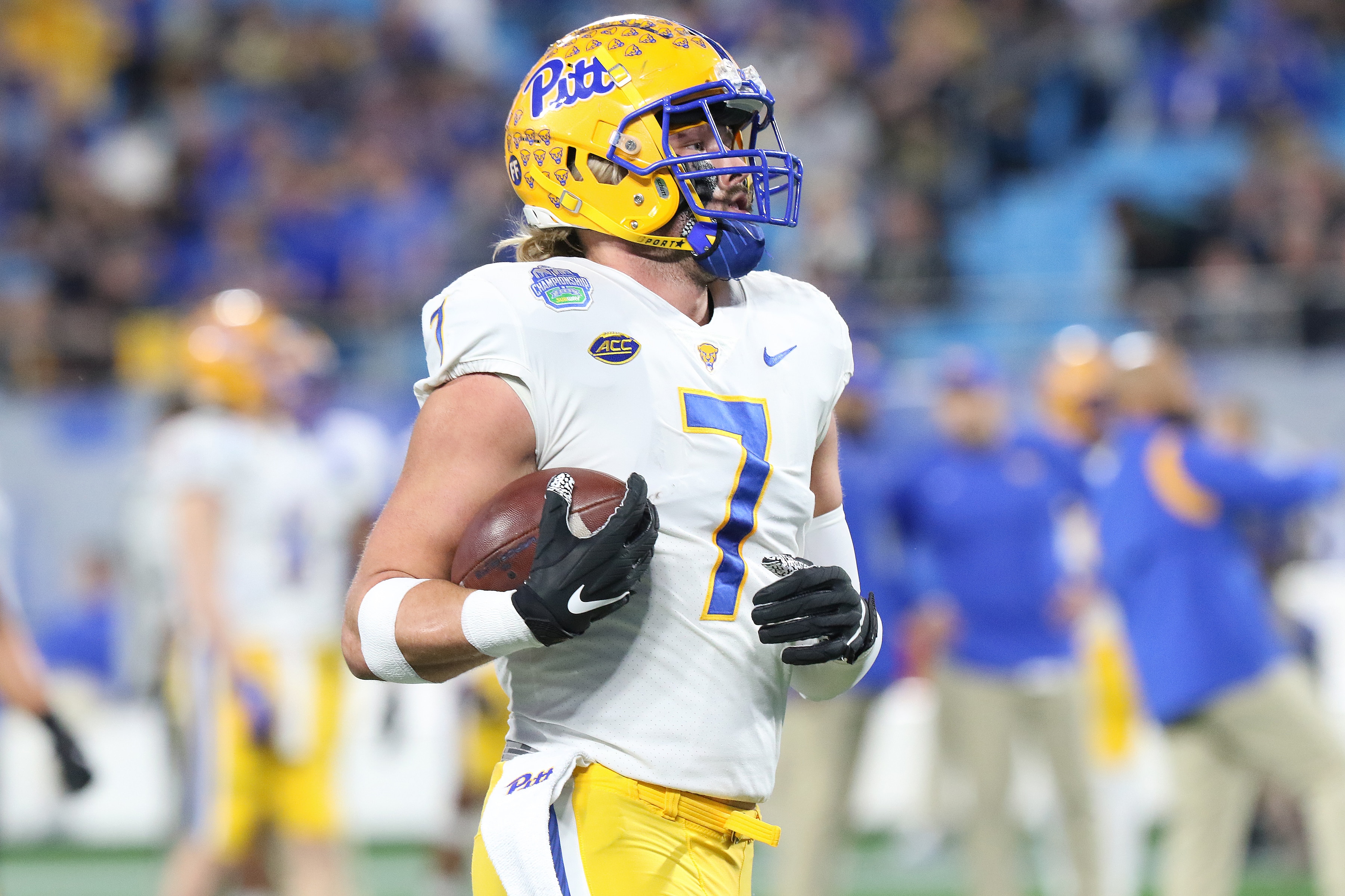 CHARLOTTE, NC - DECEMBER 04: Lucas Krull (7) tight end of Pitt. during the ACC Football Championship game between the Pitt Panthers and the Wake Forest Demon Deacons on December 4, 2021, at Bank of America Stadium in Charlotte, N.C.  (Photo by John Byrum/Icon Sportswire via Getty Images)
