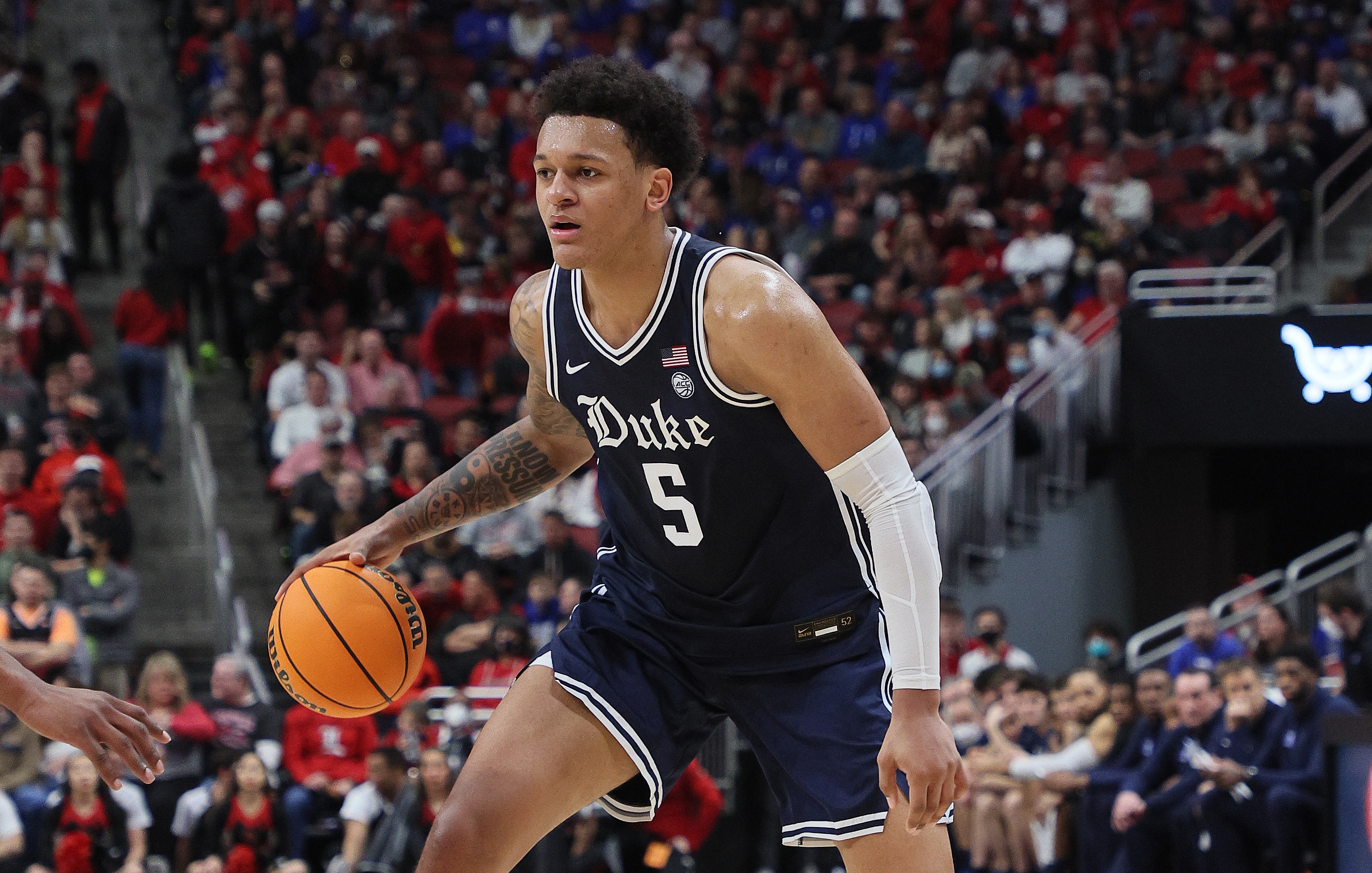 LOUISVILLE, KENTUCKY - JANUARY 29: Paolo Banchero #5 of the Duke Blue Devils against the Louisville Cardinals at KFC YUM! Center on January 29, 2022 in Louisville, Kentucky. (Photo by Andy Lyons/Getty Images) LOUISVILLE, KENTUCKY - JANUARY 29: Paolo Banchero #5 of the Duke Blue Devils against the Louisville Cardinals at KFC YUM! Center on January 29, 2022 in Louisville, Kentucky. (Photo by Andy Lyons/Getty Images)
