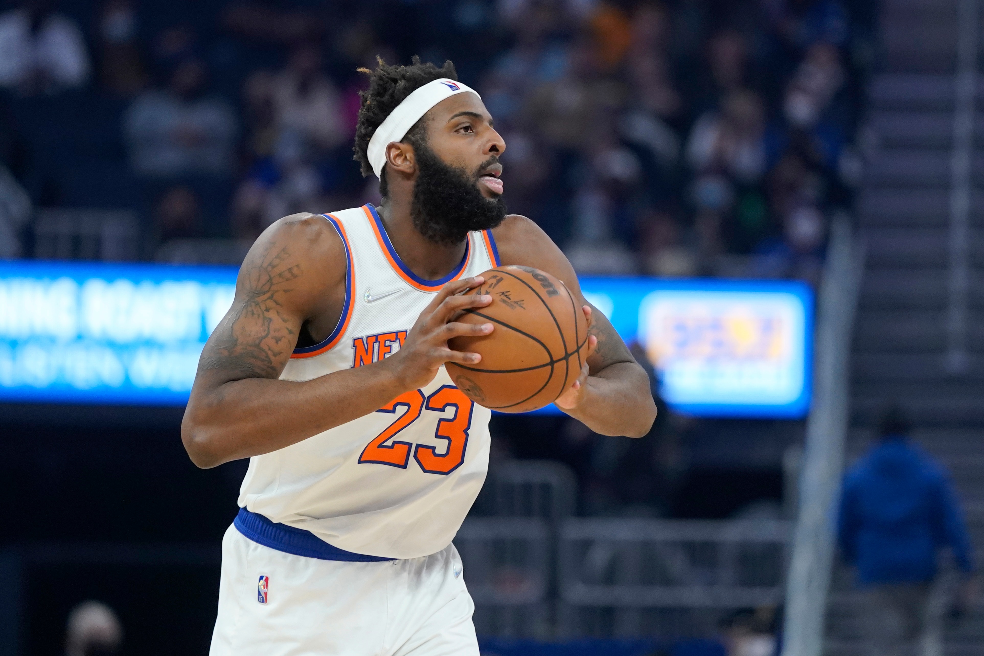 New York Knicks center Mitchell Robinson against the Golden State Warriors during an NBA basketball game in San Francisco, Thursday, Feb. 10, 2022. (AP Photo/Jeff Chiu)