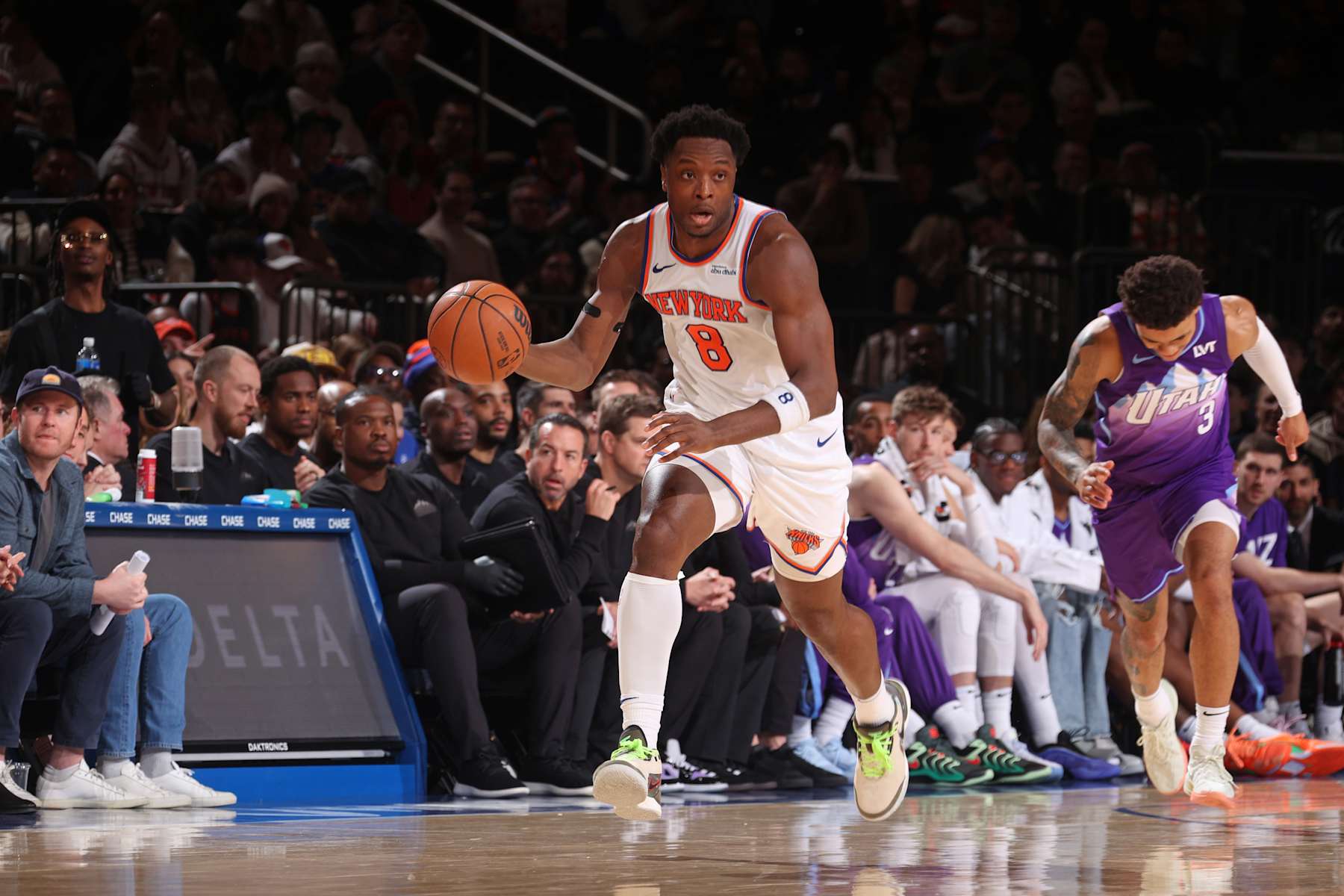 NEW YORK, NY - JANUARY 1: OG Anunoby #8 of the New York Knicks dribbles the ball during the game against the Utah Jazz on January 1, 2025 at Madison Square Garden in New York City, New York.  NOTE TO USER: User expressly acknowledges and agrees that, by downloading and or using this photograph, User is consenting to the terms and conditions of the Getty Images License Agreement. Mandatory Copyright Notice: Copyright 2025 NBAE  (Photo by Nathaniel S. Butler/NBAE via Getty Images)