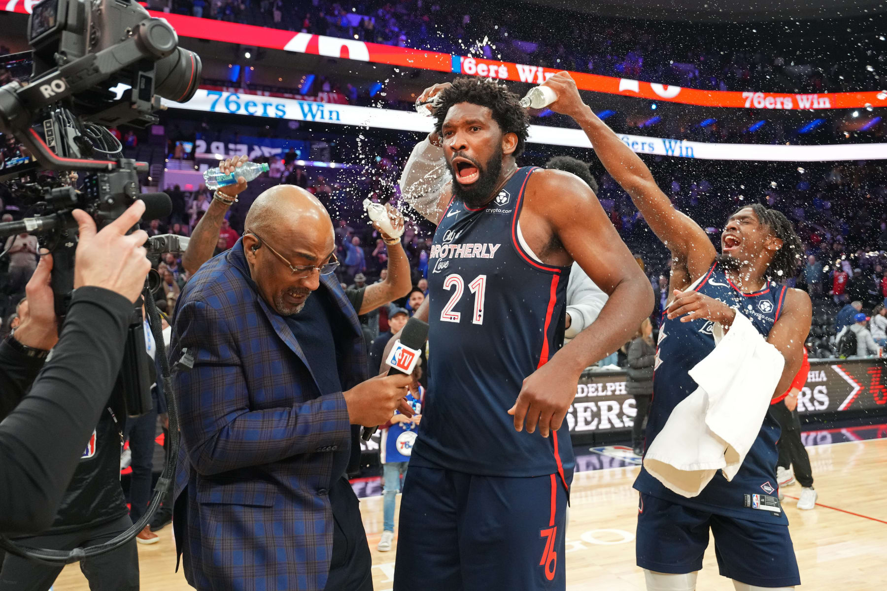 PHILADELPHIA, PA - JANUARY 22: Joel Embiid #21 of the Philadelphia 76ers celebrates with teammates after setting a new franchise record of 70 points during the game against the San Antonio Spurs  on January 22, 2024 at the Wells Fargo Center in Philadelphia, Pennsylvania NOTE TO USER: User expressly acknowledges and agrees that, by downloading and/or using this Photograph, user is consenting to the terms and conditions of the Getty Images License Agreement. Mandatory Copyright Notice: Copyright 2024 NBAE (Photo by Jesse D. Garrabrant/NBAE via Getty Images)