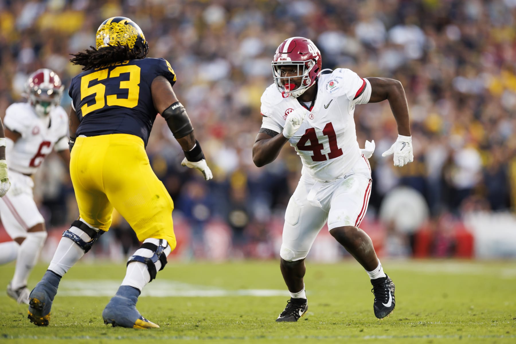 PASADENA, CALIFORNIA - JANUARY 01: Linebacker Chris Braswell #41 of the Alabama Crimson Tide runs around the edge during the CFP Semifinal Rose Bowl Game against the Michigan Wolverines at Rose Bowl Stadium on January 1, 2024 in Pasadena, California. (Photo by Ryan Kang/Getty Images)