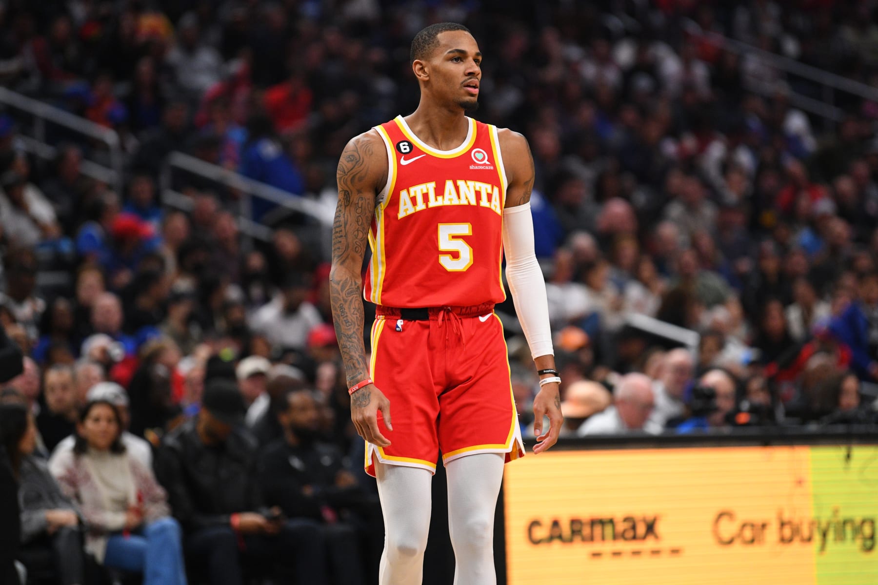 LOS ANGELES, CA - JANUARY 08: Atlanta Hawks Guard Dejounte Murray (5) looks on during a NBA game between the Atlanta Hawks and the Los Angeles Clippers on January 8, 2023 at Crypto.com Arena in Los Angeles, CA. (Photo by Brian Rothmuller/Icon Sportswire via Getty Images)