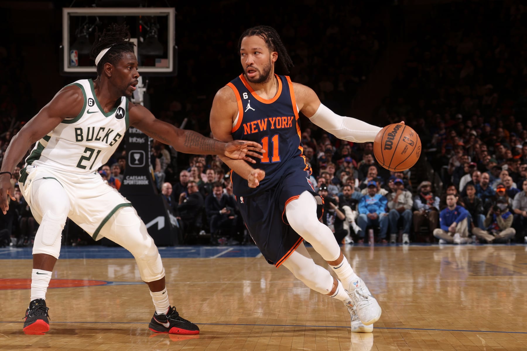 NEW YORK, NY - JANUARY 9: Jalen Brunson #11 of the New York Knicks dribbles the ball during the game against the Milwaukee Bucks on January 9, 2023 at Madison Square Garden in New York City, New York.  NOTE TO USER: User expressly acknowledges and agrees that, by downloading and or using this photograph, User is consenting to the terms and conditions of the Getty Images License Agreement. Mandatory Copyright Notice: Copyright 2023 NBAE  (Photo by Nathaniel S. Butler/NBAE via Getty Images)