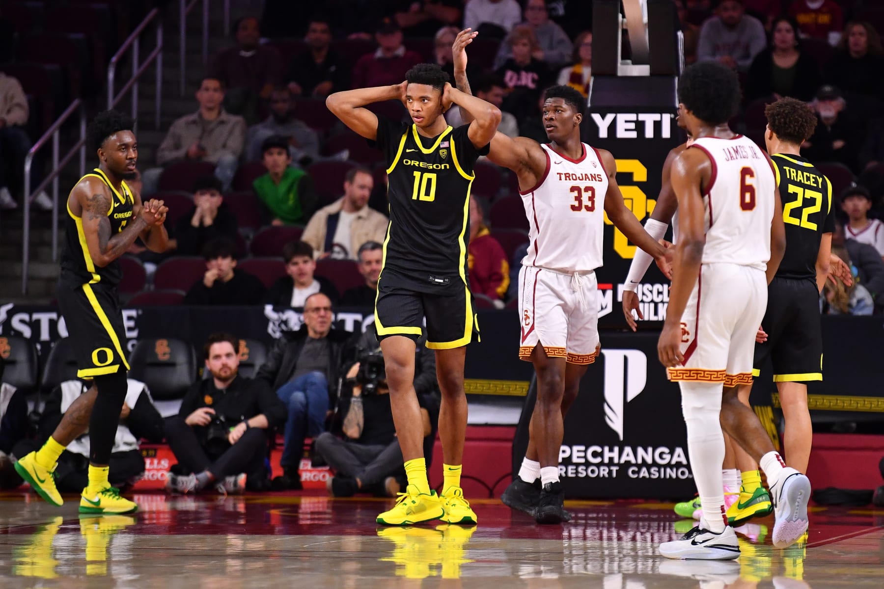 Oregon's Kwame Evans Jr.