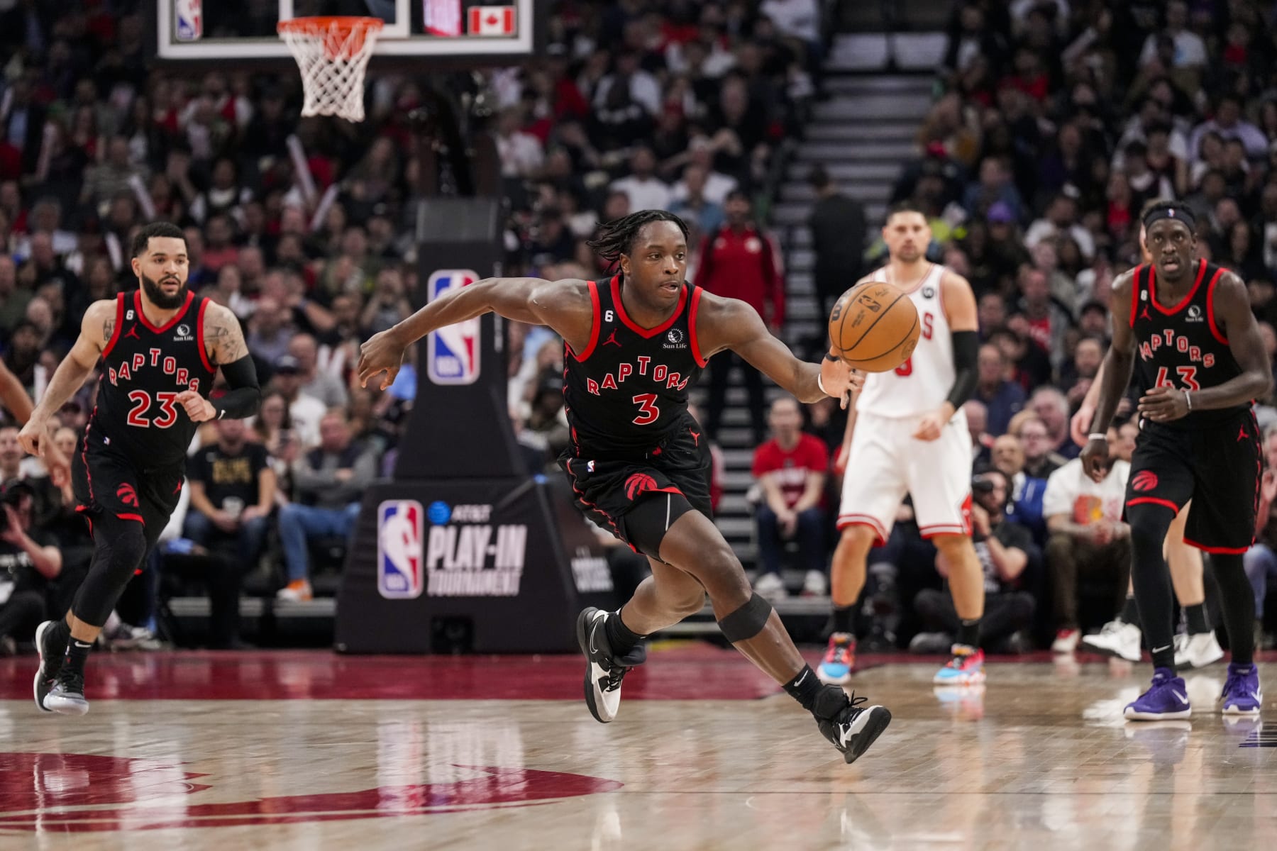 TORONTO, ON - APRIL 12: O.G. Anunoby #3 of the Toronto Raptors reaches for the ball against the Chicago Bulls during the 2023 Play-In Tournament at the Scotiabank Arena on April 12, 2023 in Toronto, Ontario, Canada. NOTE TO USER: User expressly acknowledges and agrees that, by downloading and/or using this Photograph, user is consenting to the terms and conditions of the Getty Images License Agreement. (Photo by Andrew Lahodynskyj/Getty Images)
